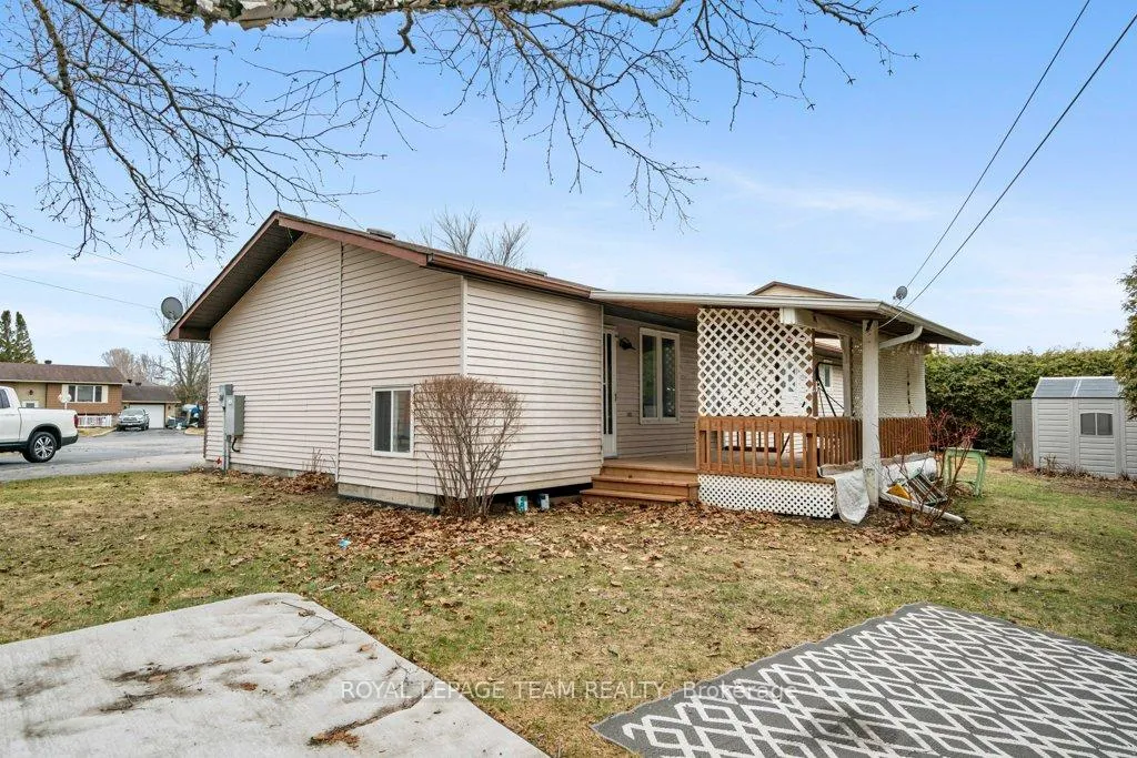 Photo 40 of 504 Quart Court, North Dundas, Winchester — HOMEH