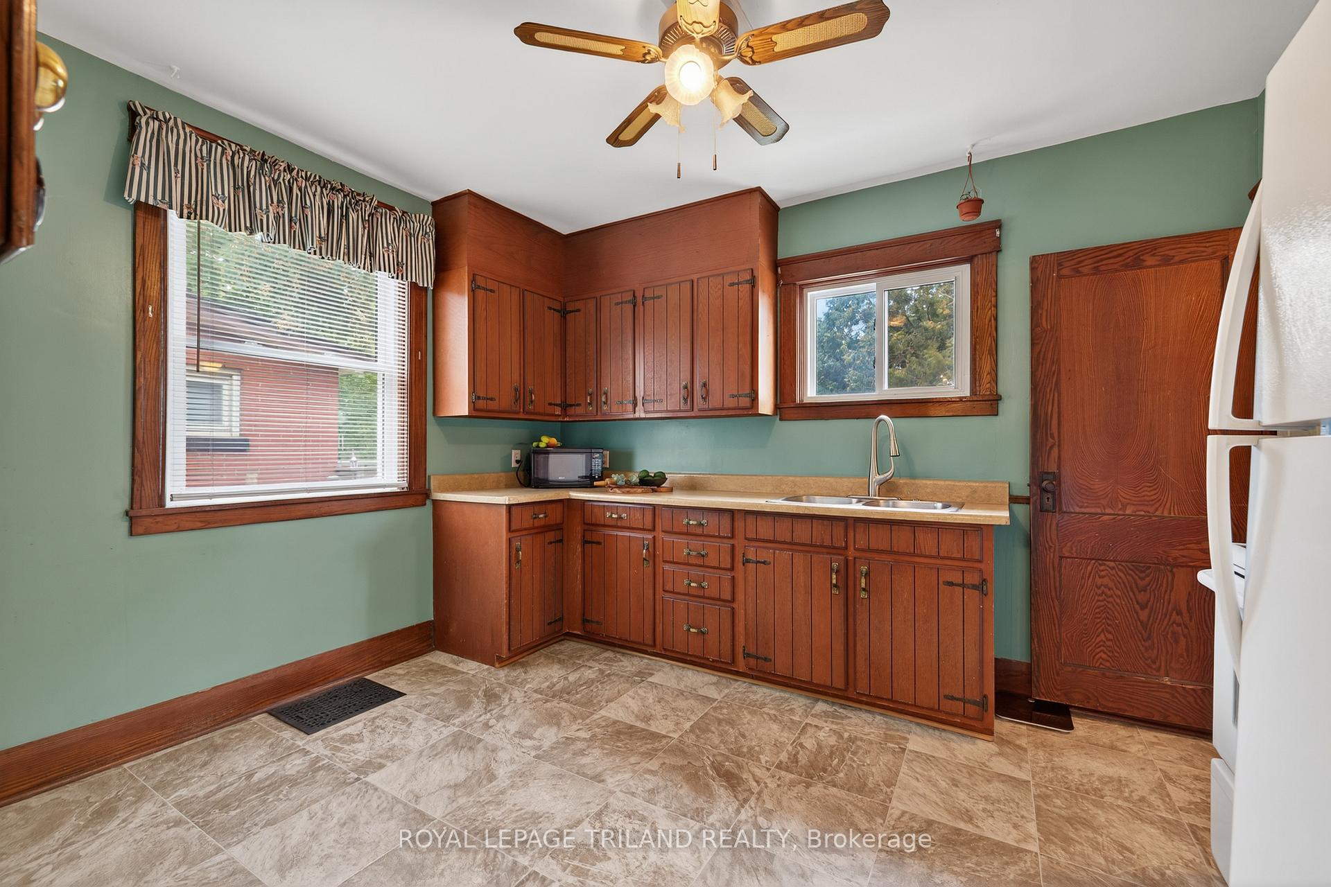 Photo 10 of 137 Redan Street, St. Thomas — HOMEH