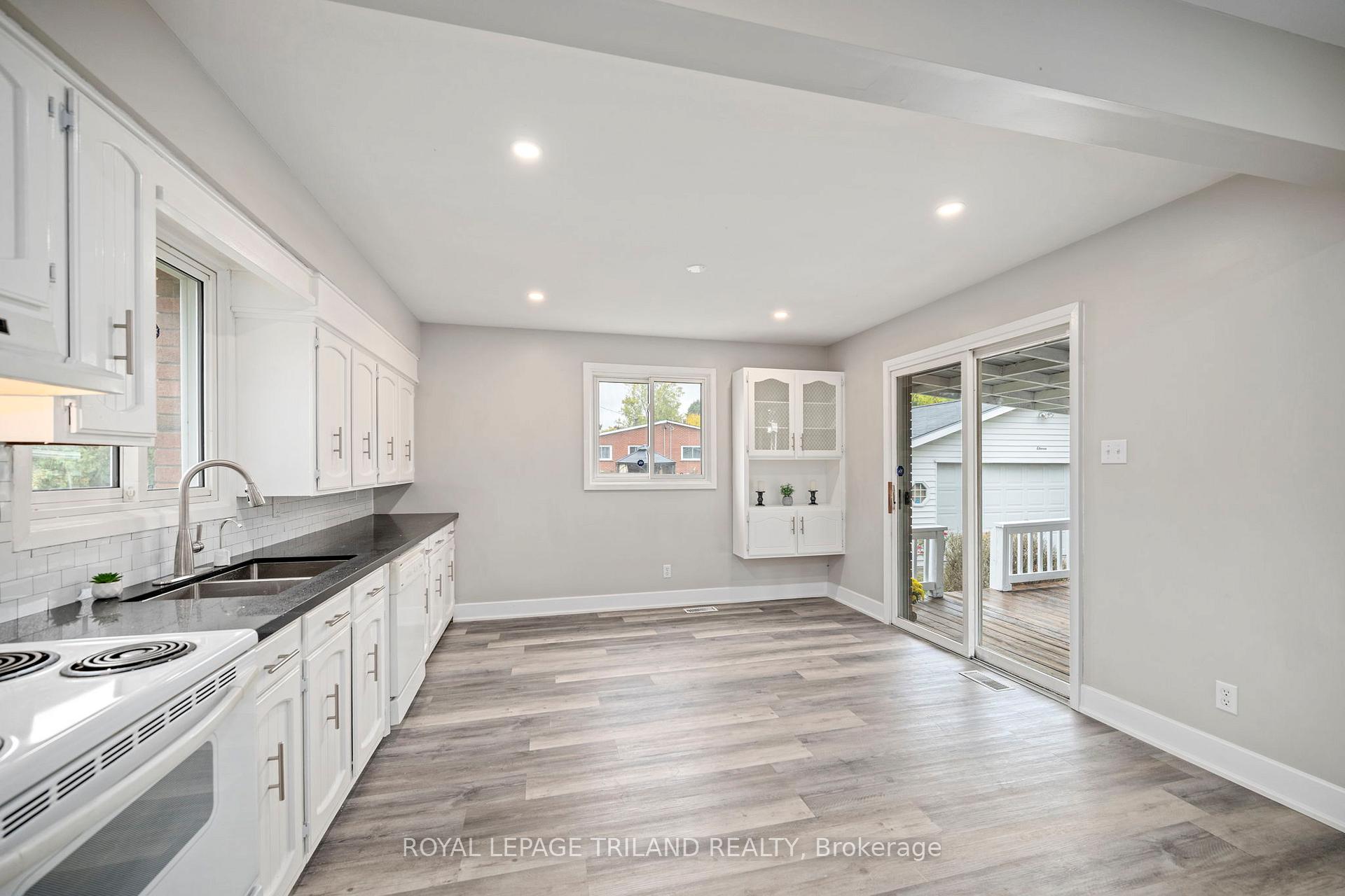 Photo 9 of 11 Patricia Street, St. Thomas — HOMEH