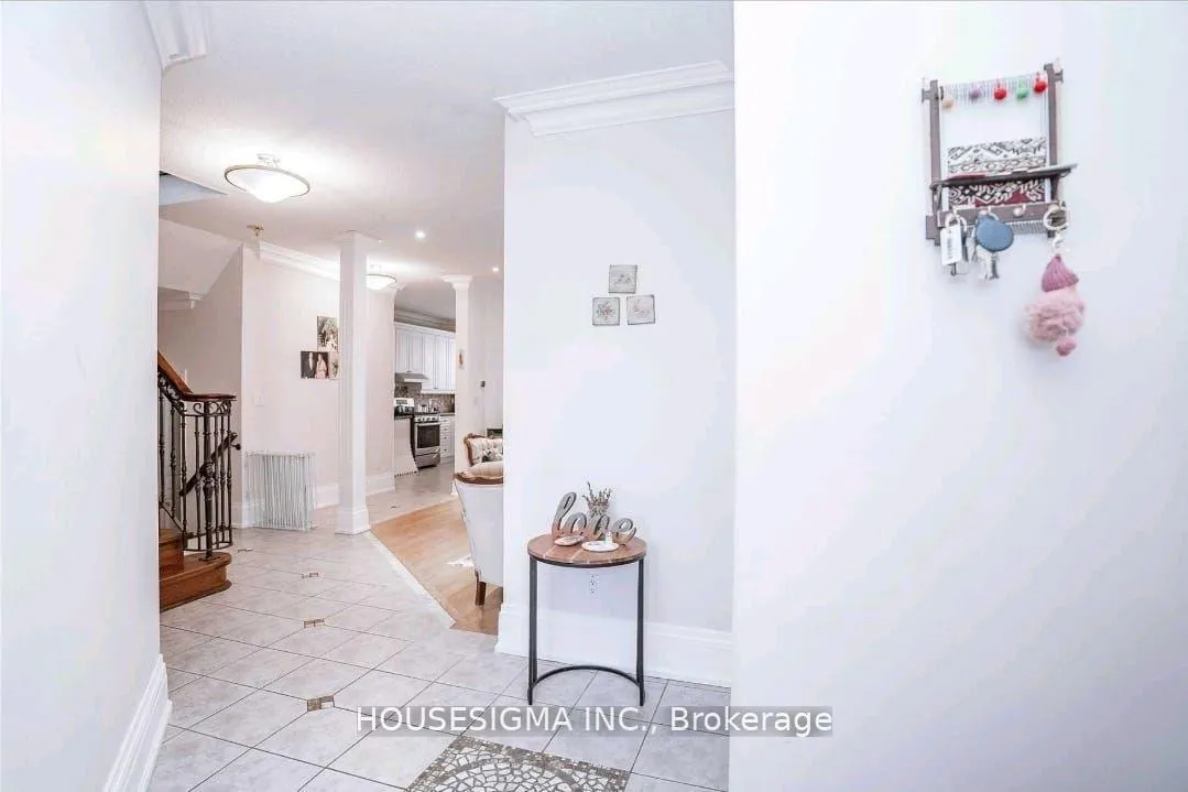 Photo 3 of 15 Silverado Trail, Vaughan, Sonoma Heights — HOMEH