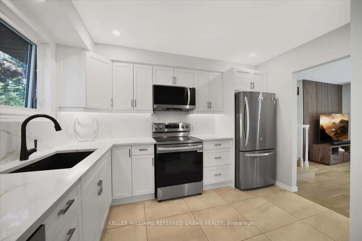 Photo 11 of 72 Cindy Drive, St. Catharines, Lakeshore — HOMEH