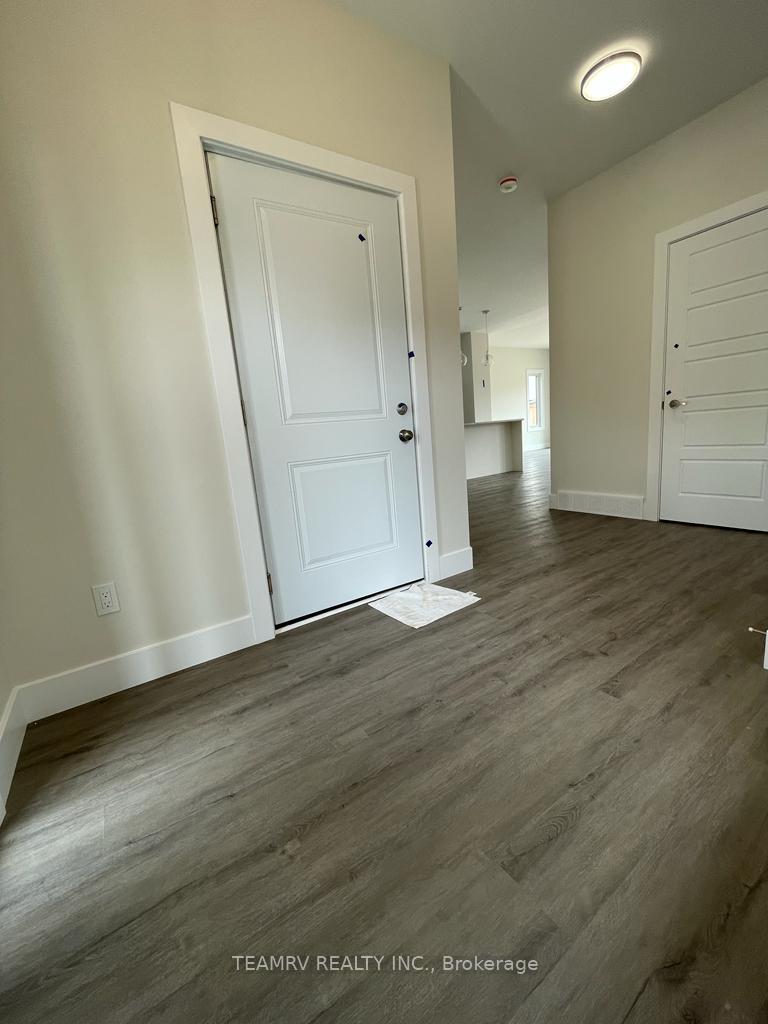 Photo 3 of 49 Acorn Trail, St. Thomas — HOMEH