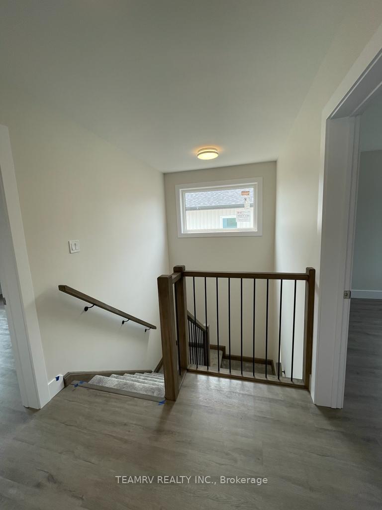 Photo 10 of 49 Acorn Trail, St. Thomas — HOMEH