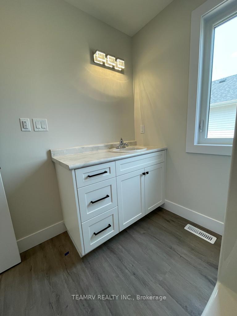 Photo 16 of 49 Acorn Trail, St. Thomas — HOMEH