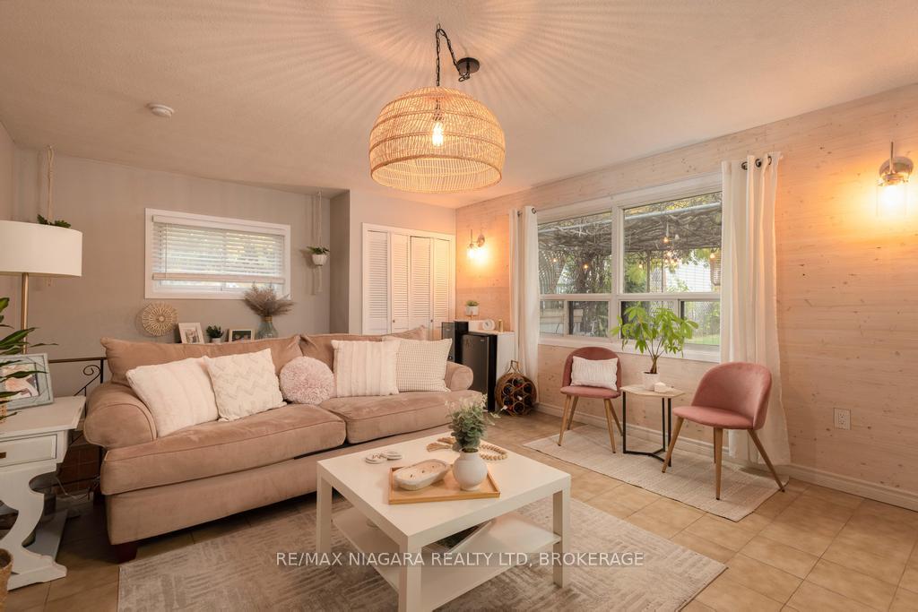 Photo 13 of 26 Hazel Street, St. Catharines, Burleigh Hill — HOMEH