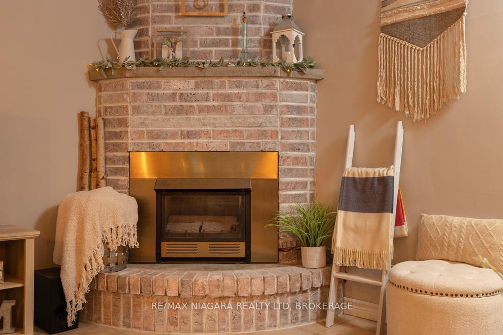 Photo 14 of 26 Hazel Street, St. Catharines, Burleigh Hill — HOMEH