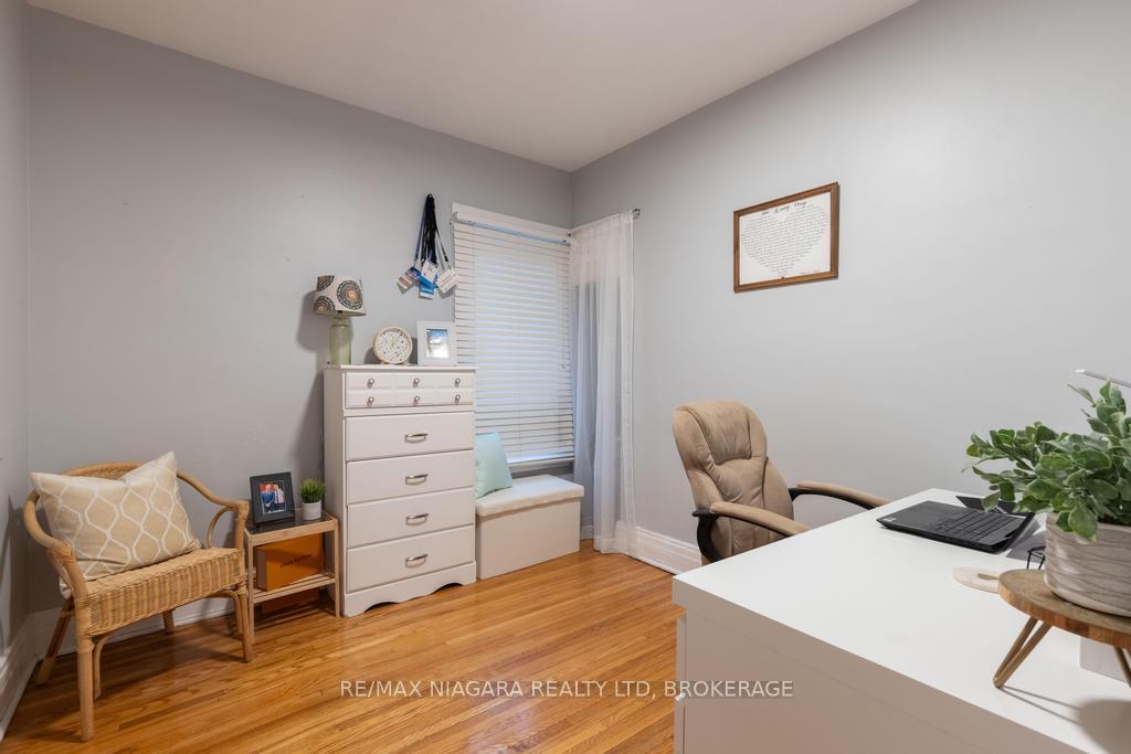 Photo 19 of 26 Hazel Street, St. Catharines, Burleigh Hill — HOMEH