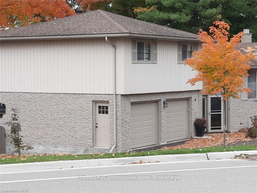 Photo 1 of 9 Doran Road, Springwater, Midhurst — HOMEH
