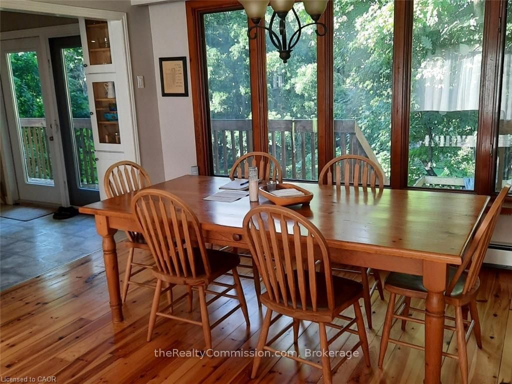 Photo 10 of 9 Doran Road, Springwater, Midhurst — HOMEH