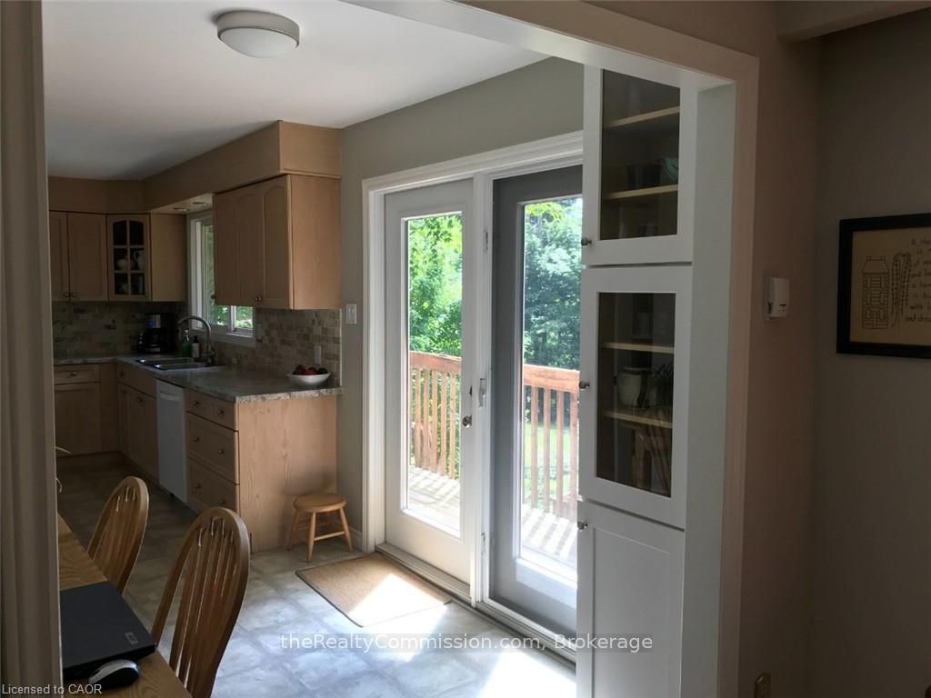 Photo 17 of 9 Doran Road, Springwater, Midhurst — HOMEH