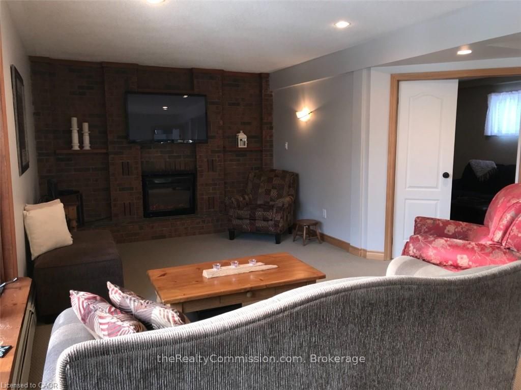 Photo 28 of 9 Doran Road, Springwater, Midhurst — HOMEH