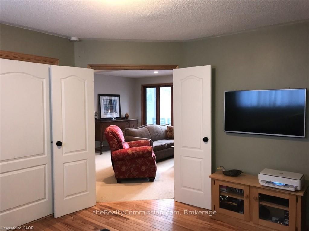 Photo 29 of 9 Doran Road, Springwater, Midhurst — HOMEH