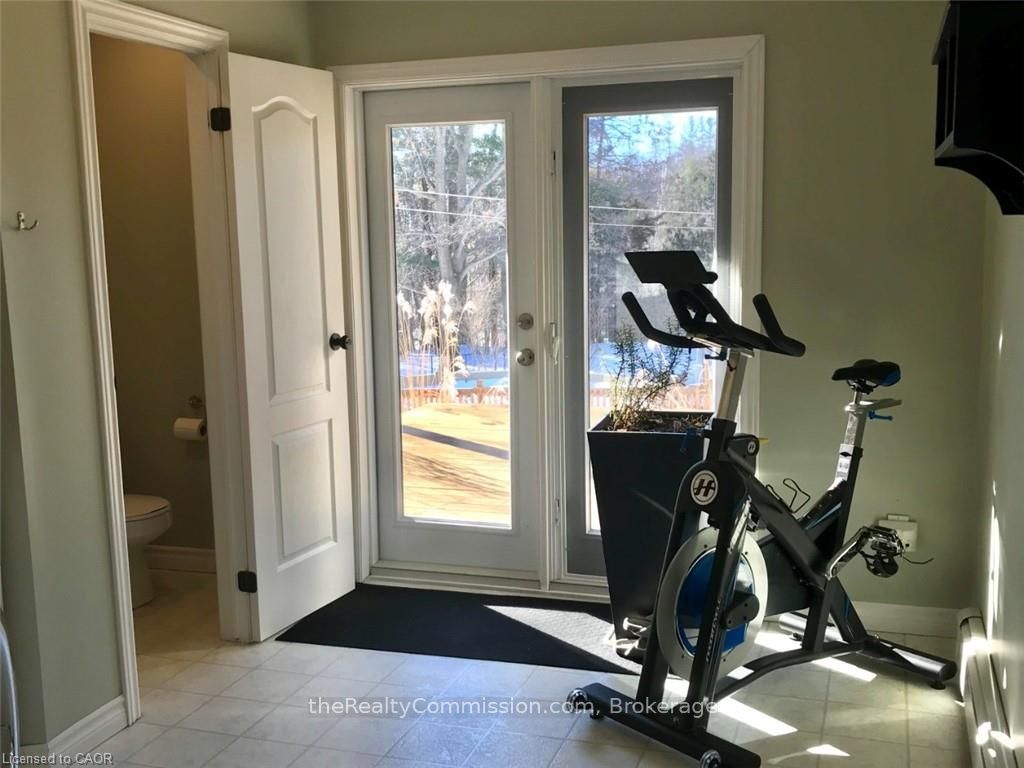 Photo 32 of 9 Doran Road, Springwater, Midhurst — HOMEH