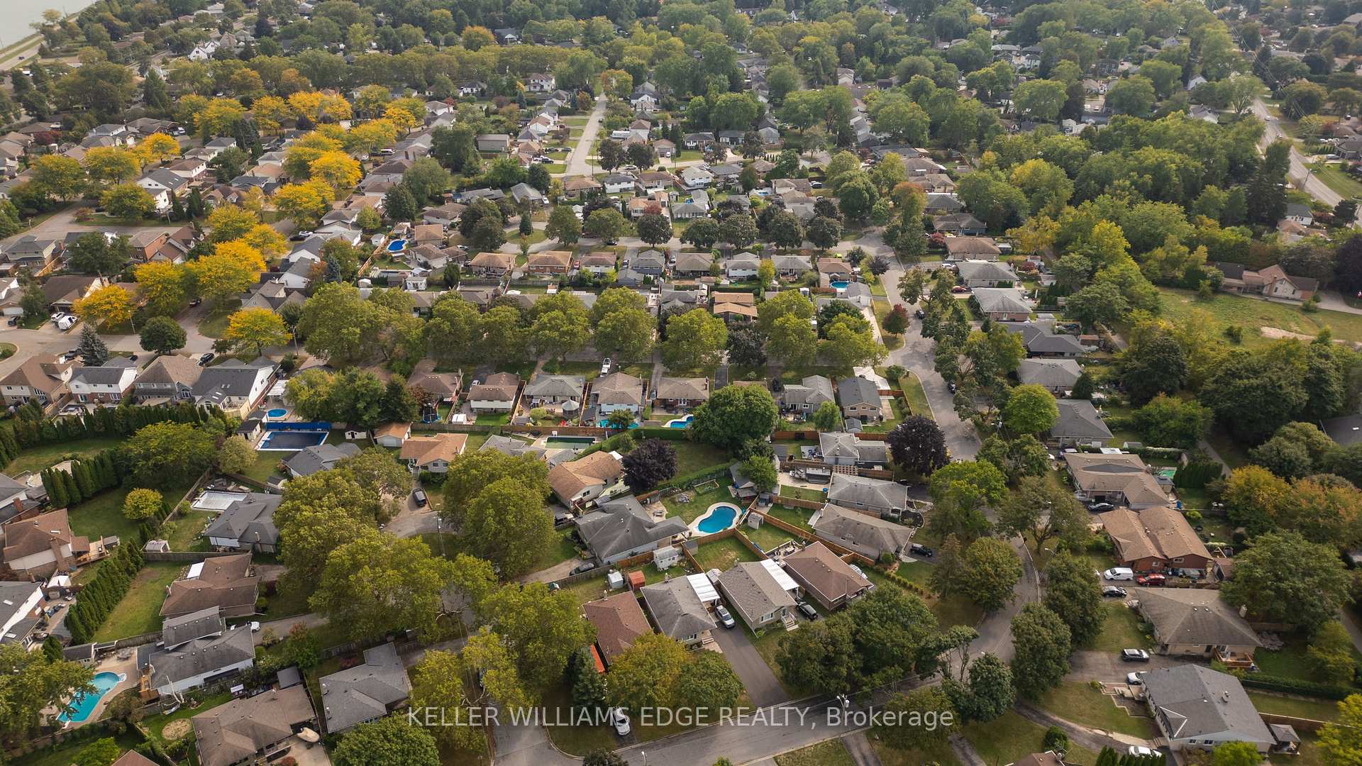 Photo 6 of 51 Beamer Avenue, St. Catharines, Bunting/Linwell — HOMEH