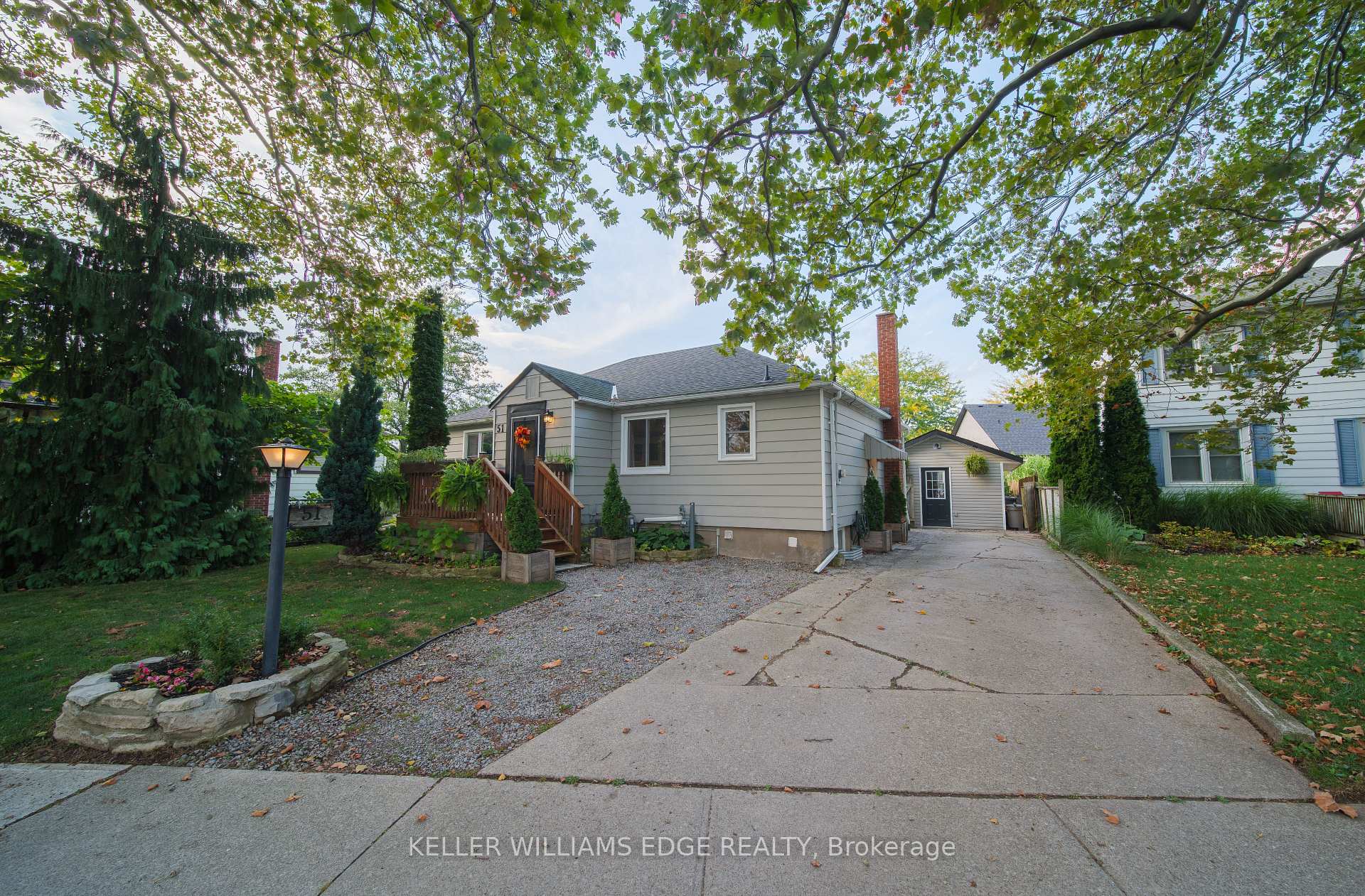 Photo 12 of 51 Beamer Avenue, St. Catharines, Bunting/Linwell — HOMEH