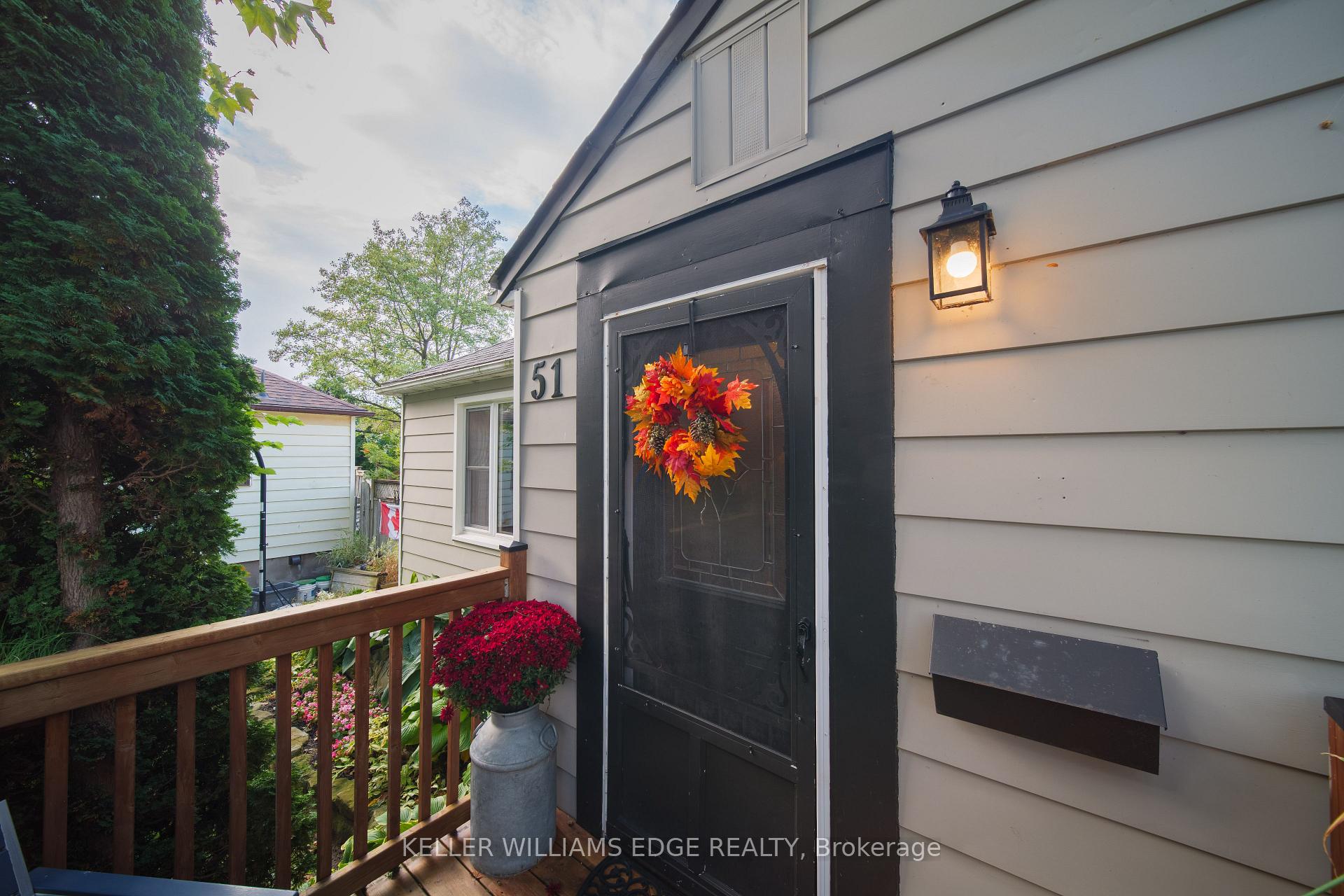 Photo 13 of 51 Beamer Avenue, St. Catharines, Bunting/Linwell — HOMEH