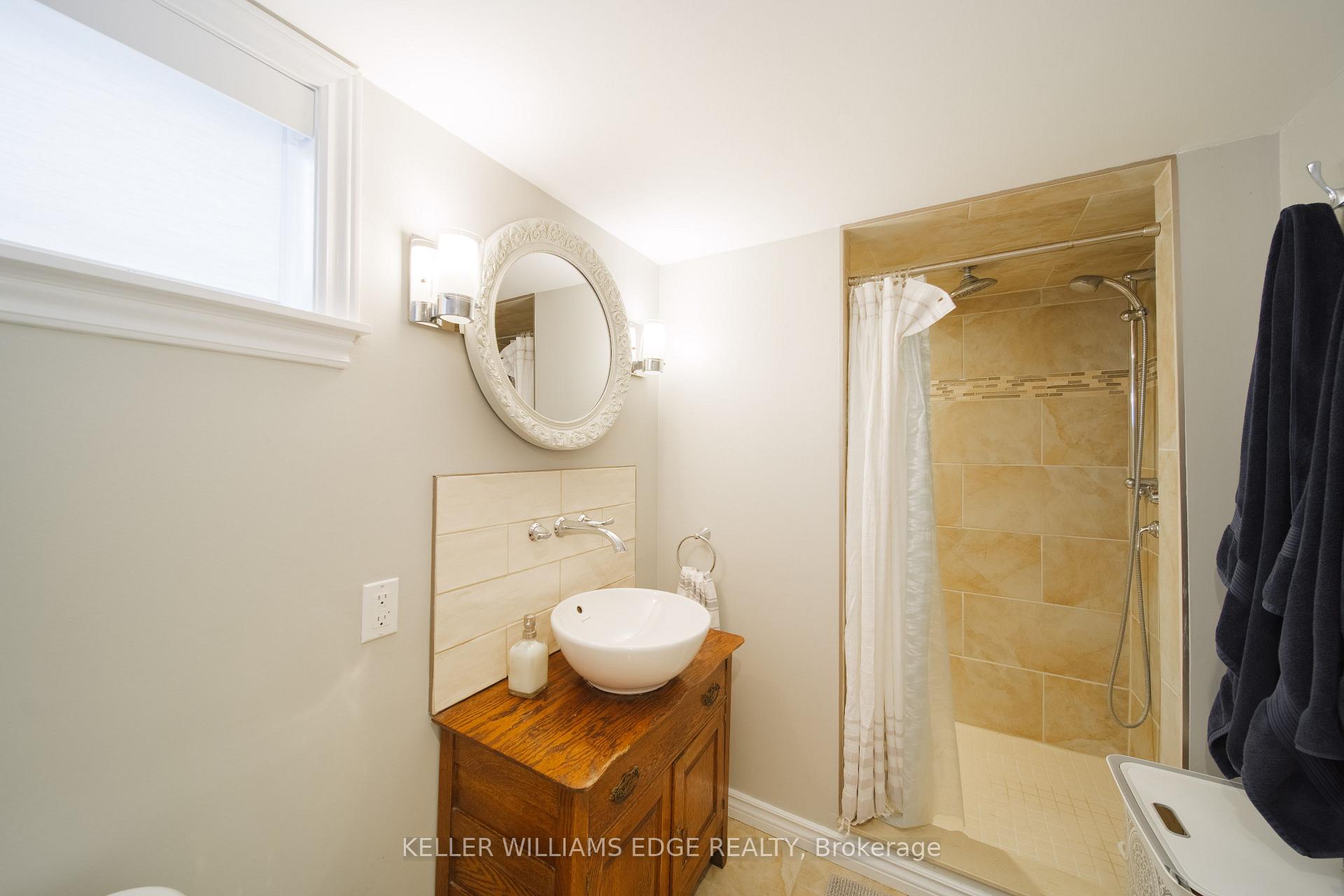Photo 38 of 51 Beamer Avenue, St. Catharines, Bunting/Linwell — HOMEH