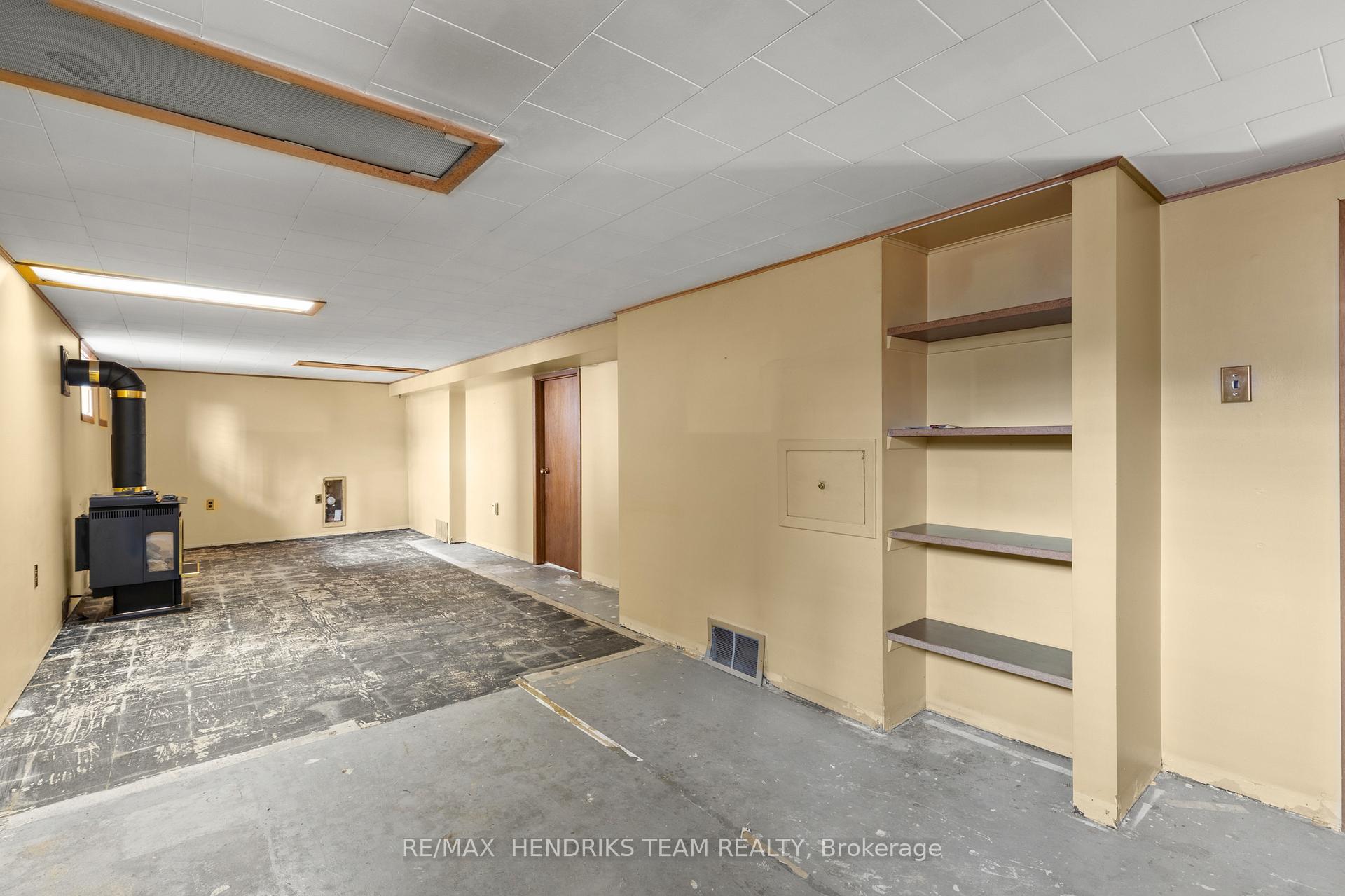 Photo 21 of 15 Stuart Avenue, St. Catharines, Downtown — HOMEH