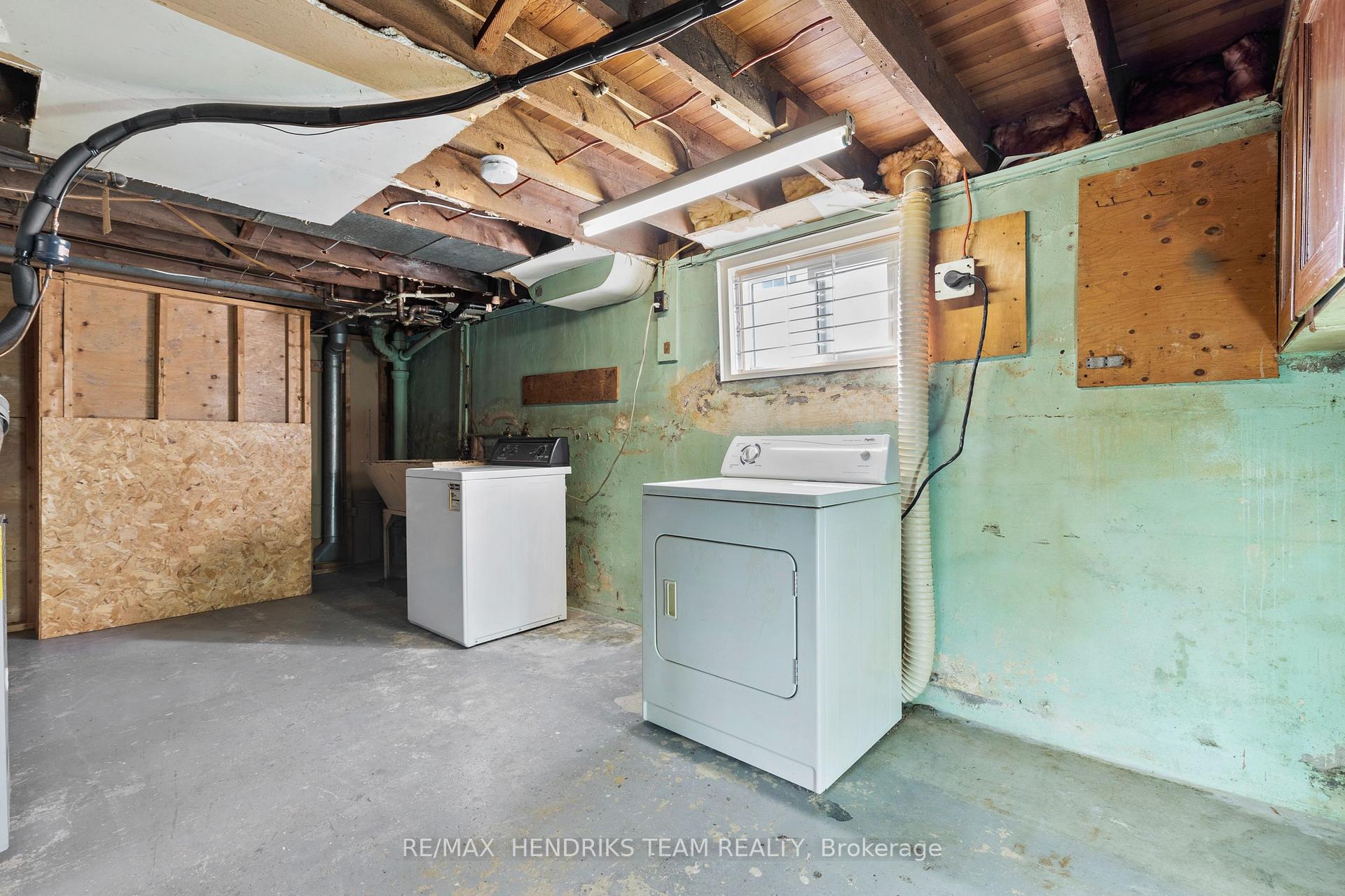 Photo 23 of 15 Stuart Avenue, St. Catharines, Downtown — HOMEH