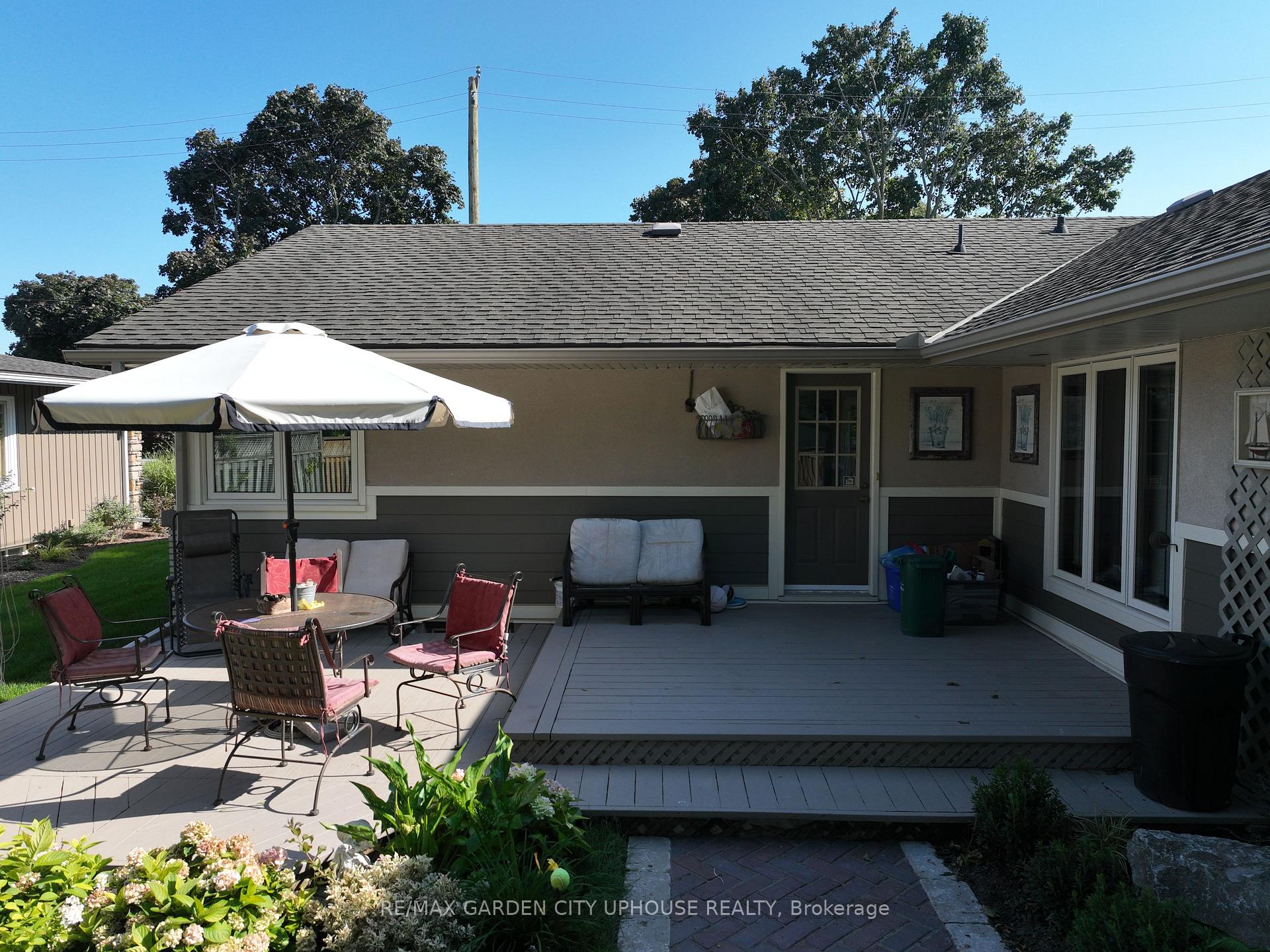 Photo 12 of 3 Nancy Drive, St. Catharines, Vine/Linwell — HOMEH