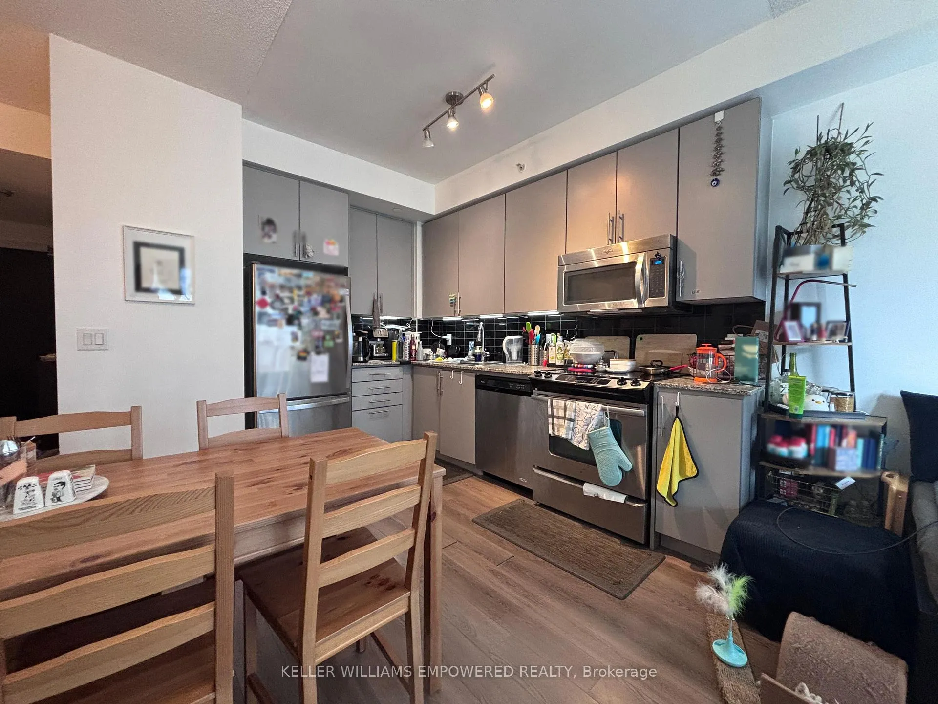 Photo 1 of Unit 417, 60 Berwick Avenue, Toronto, Yonge-Eglinton — HOMEH