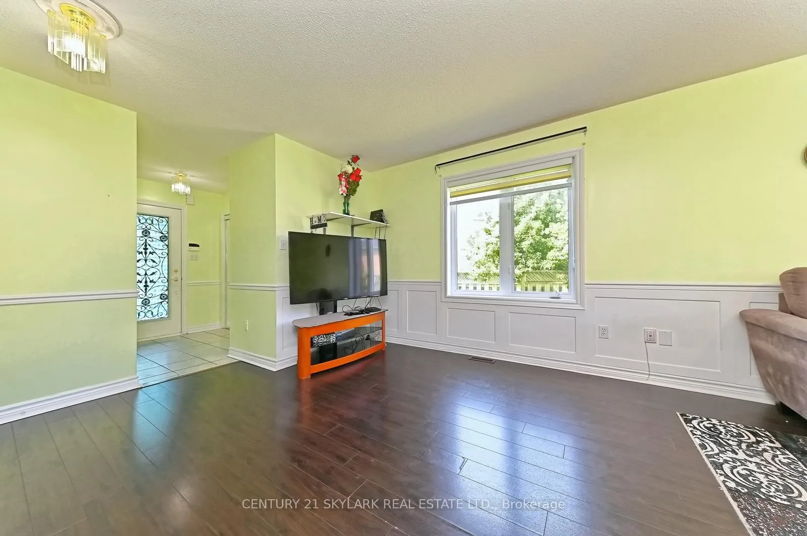 Photo 8 of 31 Todmorden Drive, Brampton, Northwest Sandalwood Parkway — HOMEH