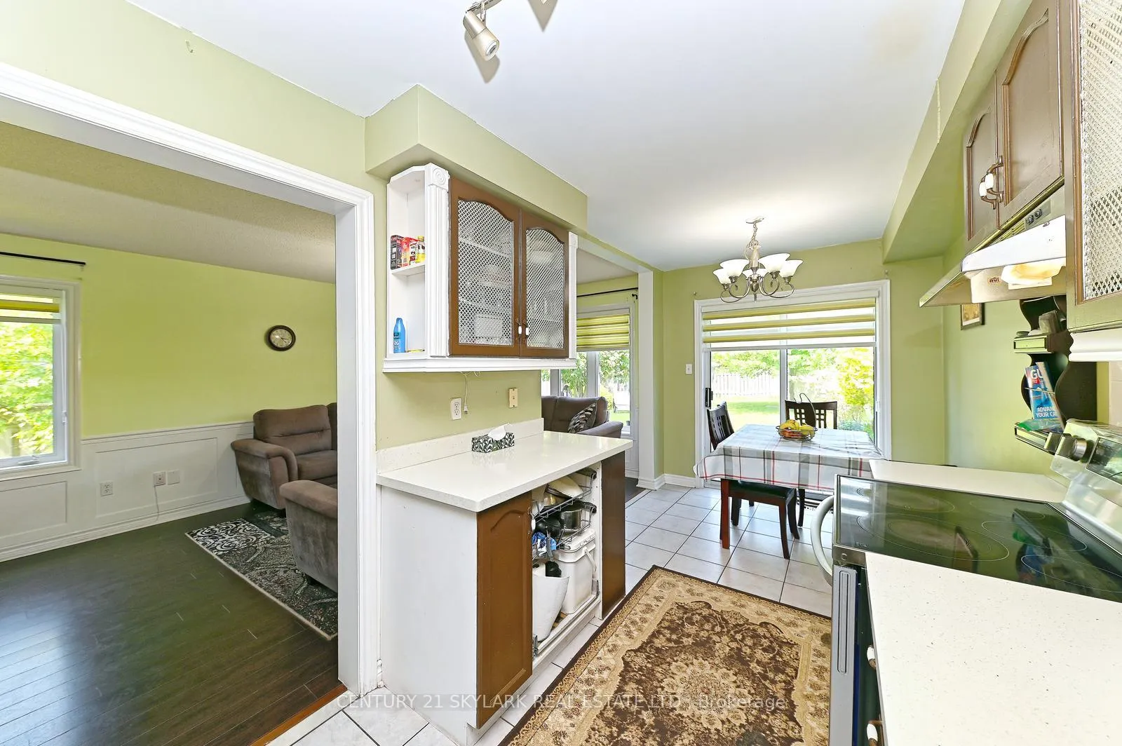 Photo 14 of 31 Todmorden Drive, Brampton, Northwest Sandalwood Parkway — HOMEH
