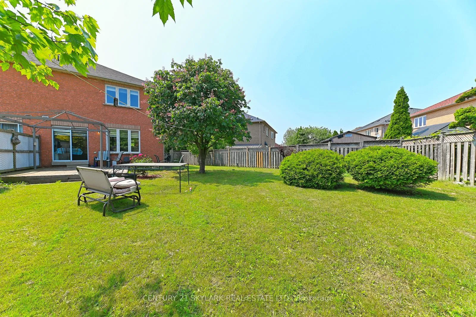Photo 31 of 31 Todmorden Drive, Brampton, Northwest Sandalwood Parkway — HOMEH