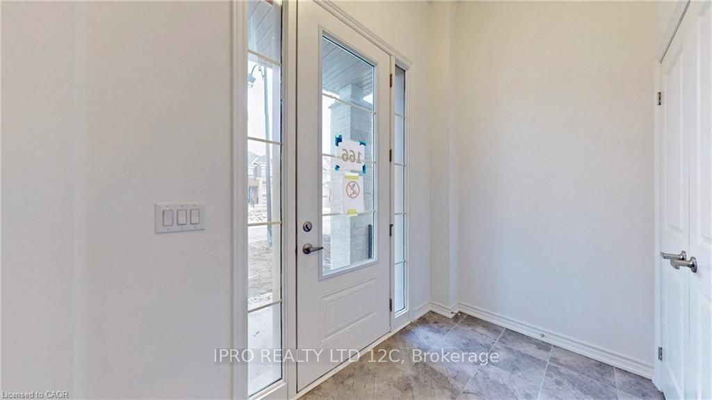 Photo 3 of 22 Sassafrass Rd, Springwater, Midhurst — HOMEH