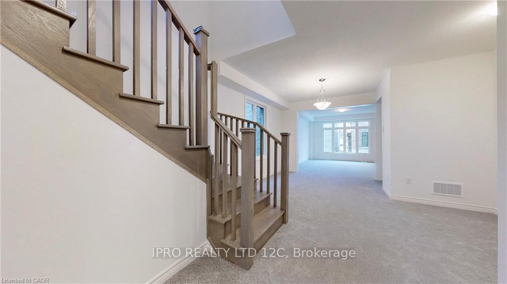 Photo 7 of 22 Sassafrass Rd, Springwater, Midhurst — HOMEH