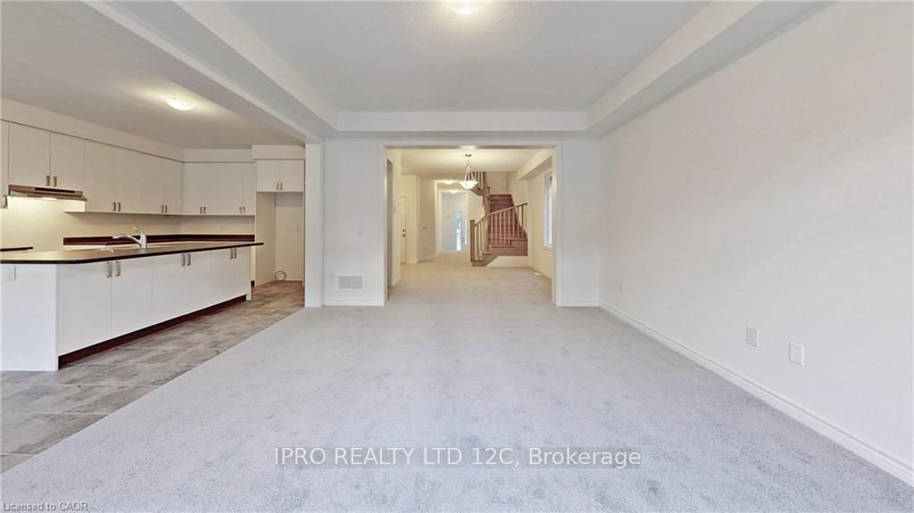 Photo 12 of 22 Sassafrass Rd, Springwater, Midhurst — HOMEH