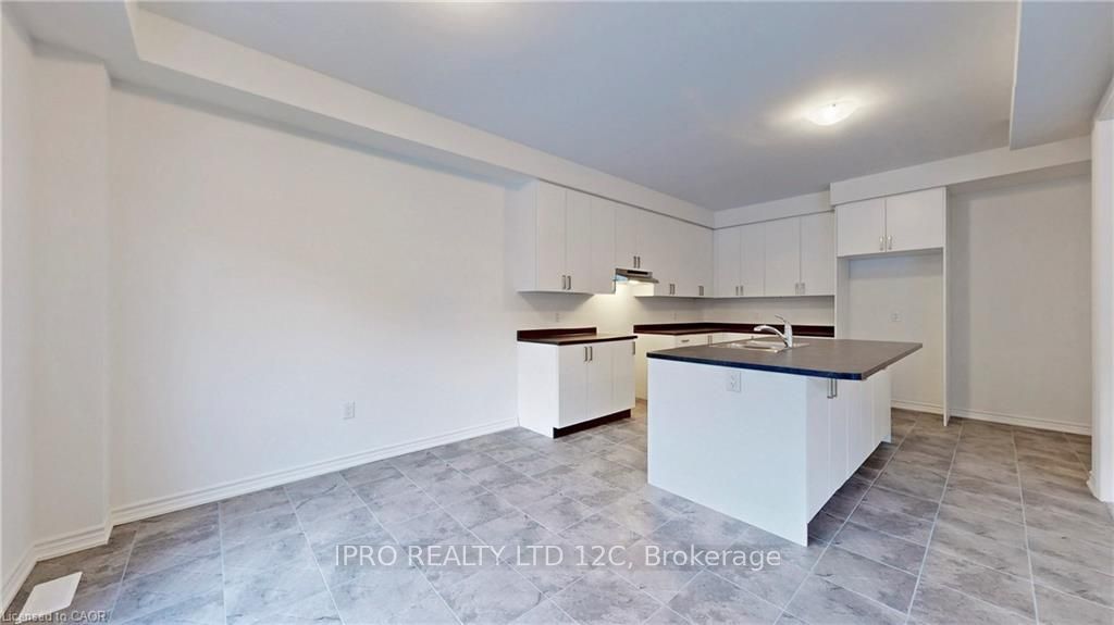 Photo 18 of 22 Sassafrass Rd, Springwater, Midhurst — HOMEH