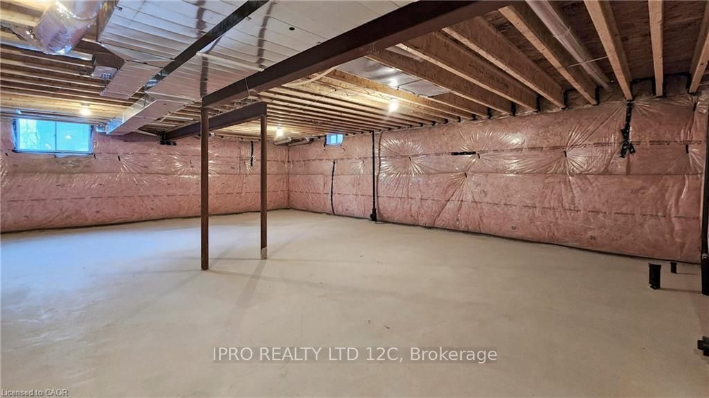 Photo 33 of 22 Sassafrass Rd, Springwater, Midhurst — HOMEH