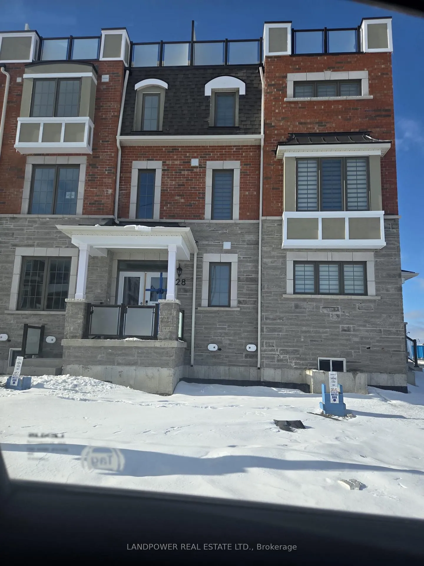 Photo 2 of 128 Avani Avenue, Markham, Rural Markham — HOMEH