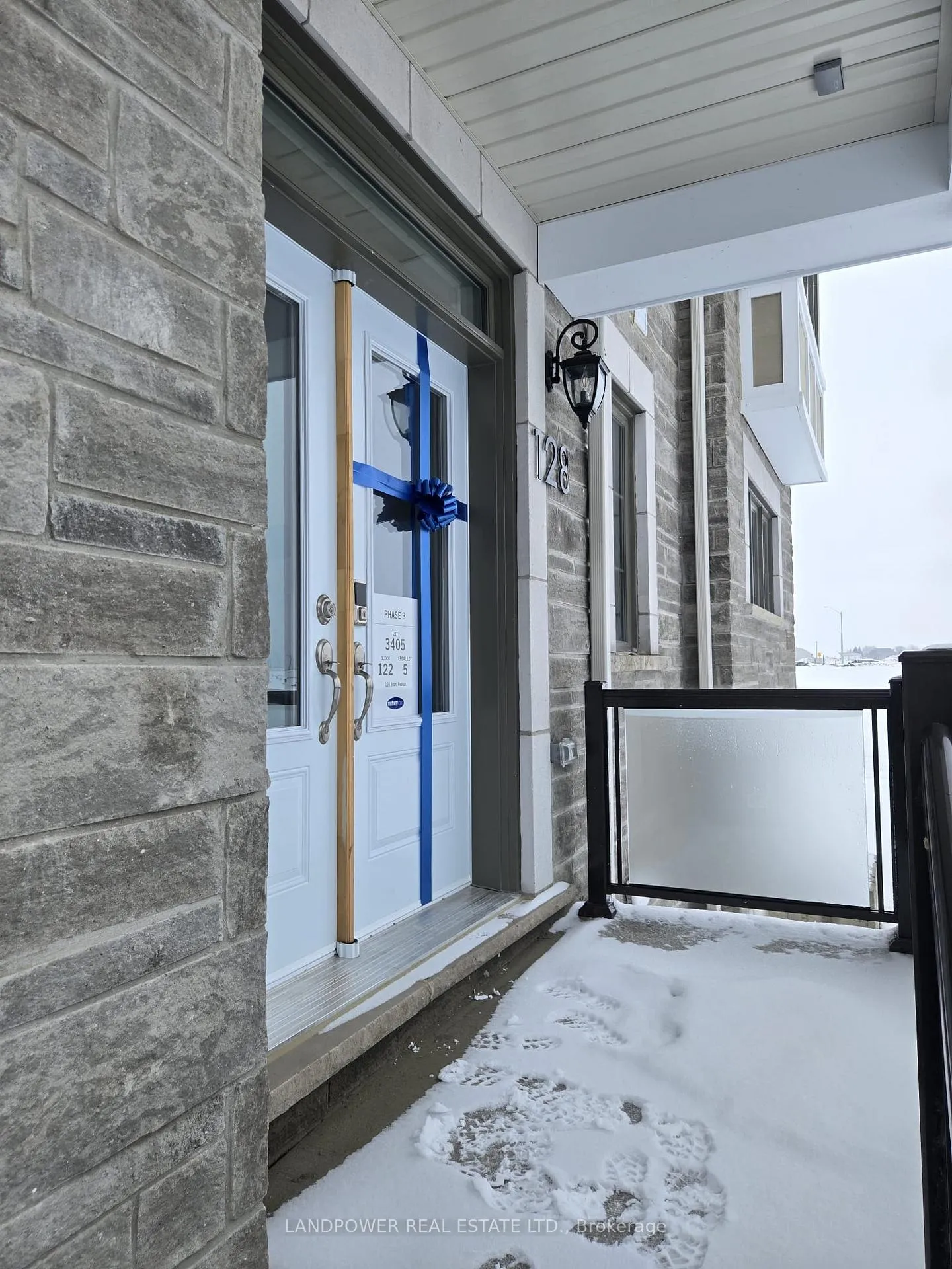 Photo 3 of 128 Avani Avenue, Markham, Rural Markham — HOMEH