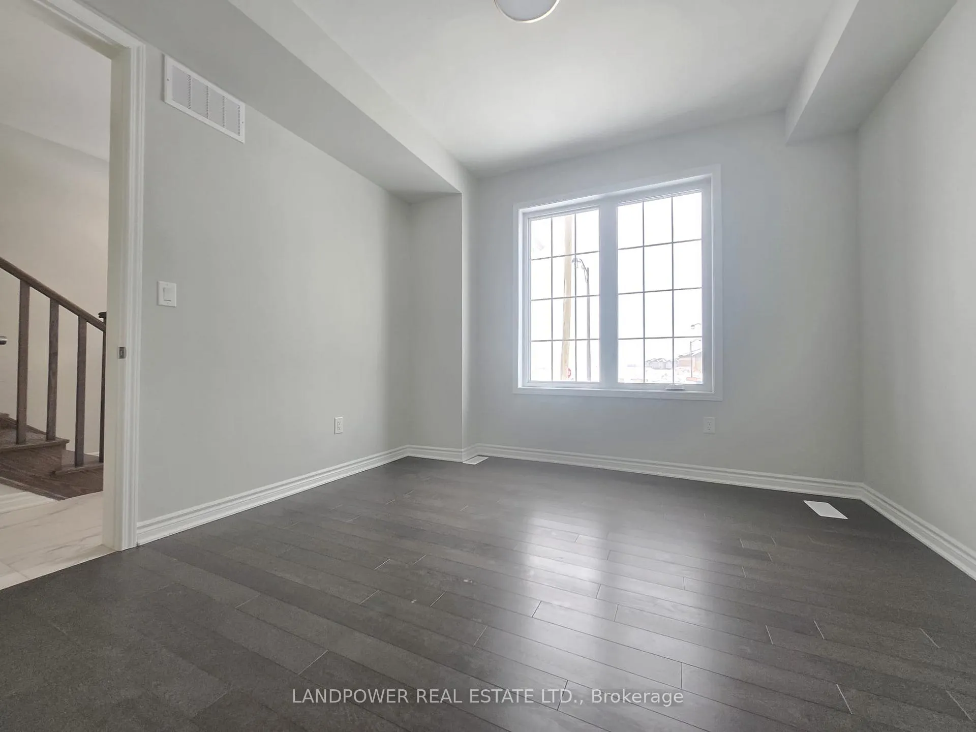 Photo 5 of 128 Avani Avenue, Markham, Rural Markham — HOMEH