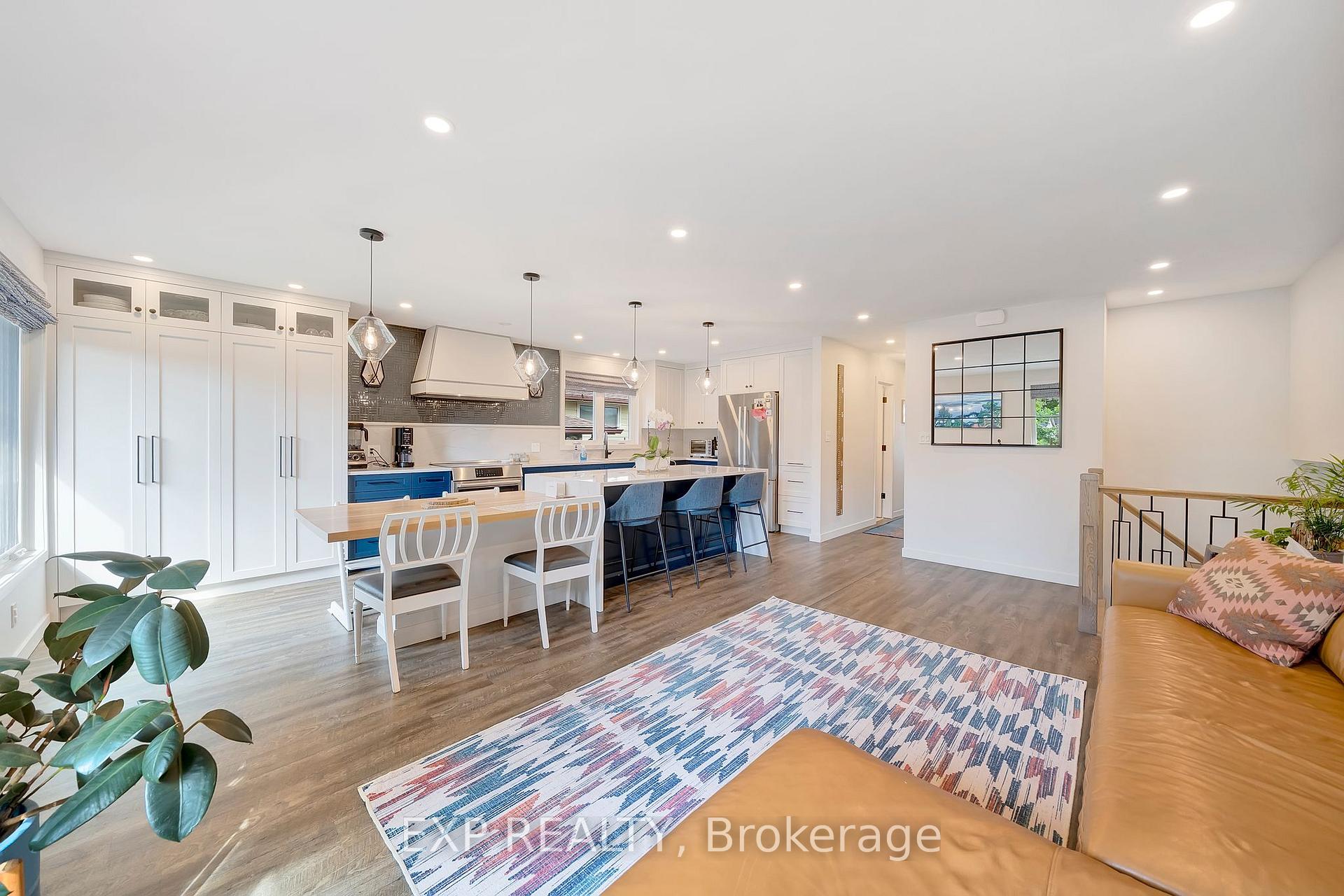 Photo 12 of 44 Royal Orchard Crescent, St. Catharines, Lakeport — HOMEH