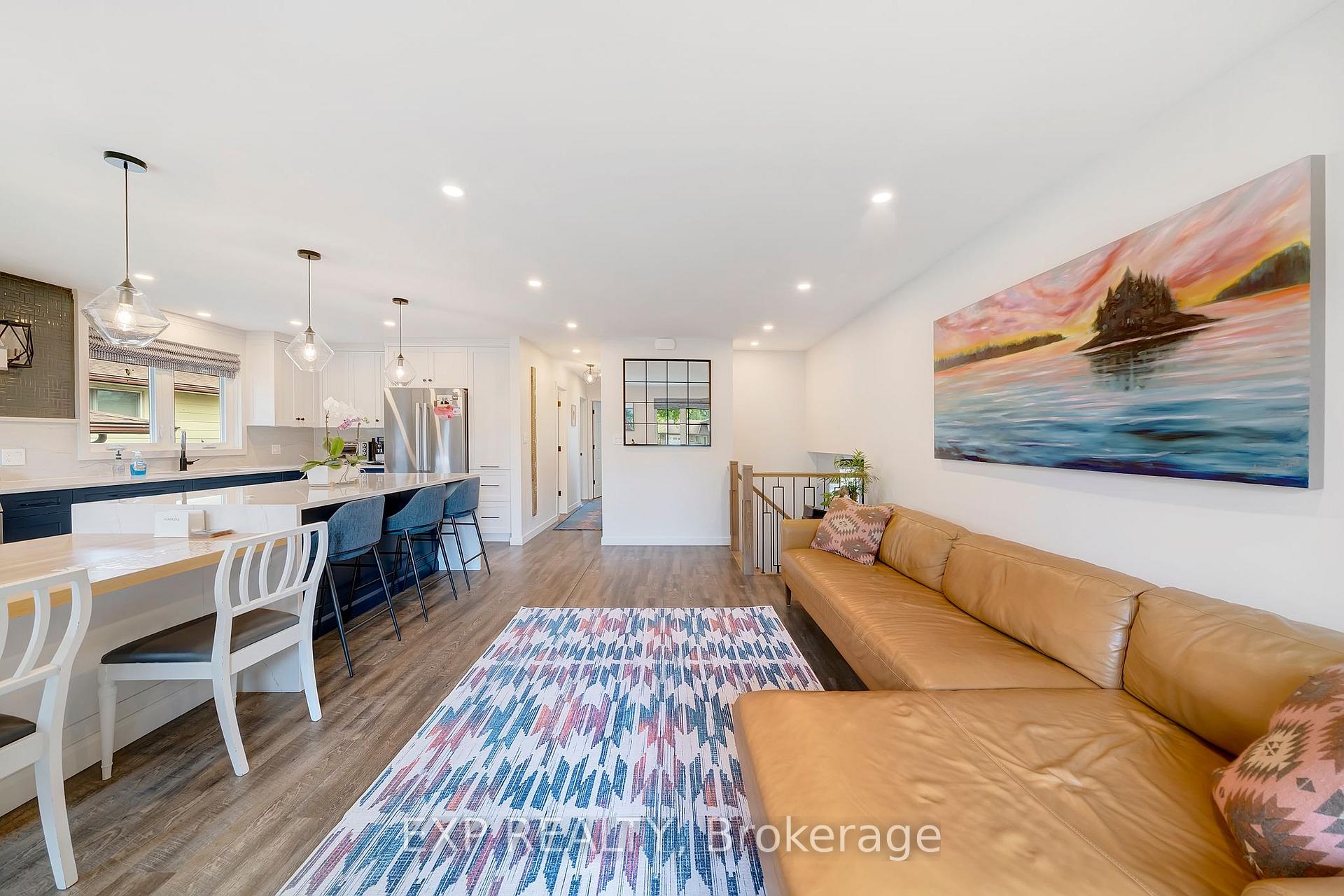 Photo 13 of 44 Royal Orchard Crescent, St. Catharines, Lakeport — HOMEH