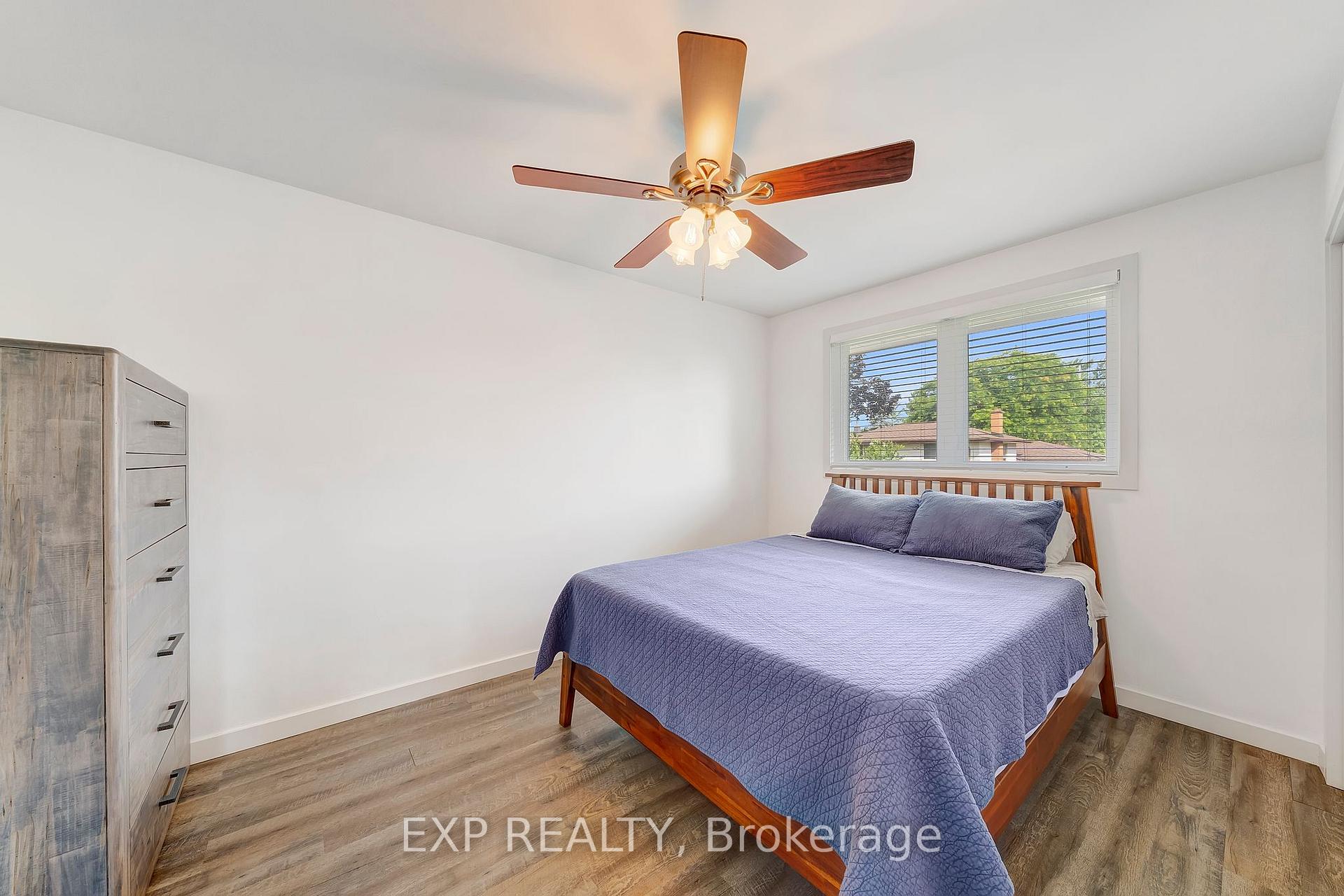 Photo 17 of 44 Royal Orchard Crescent, St. Catharines, Lakeport — HOMEH