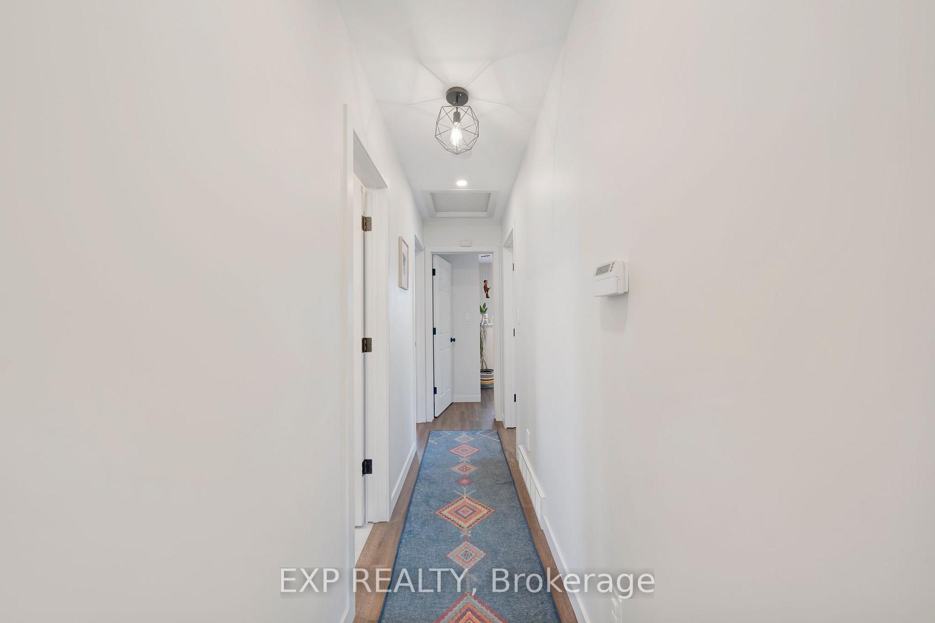 Photo 19 of 44 Royal Orchard Crescent, St. Catharines, Lakeport — HOMEH