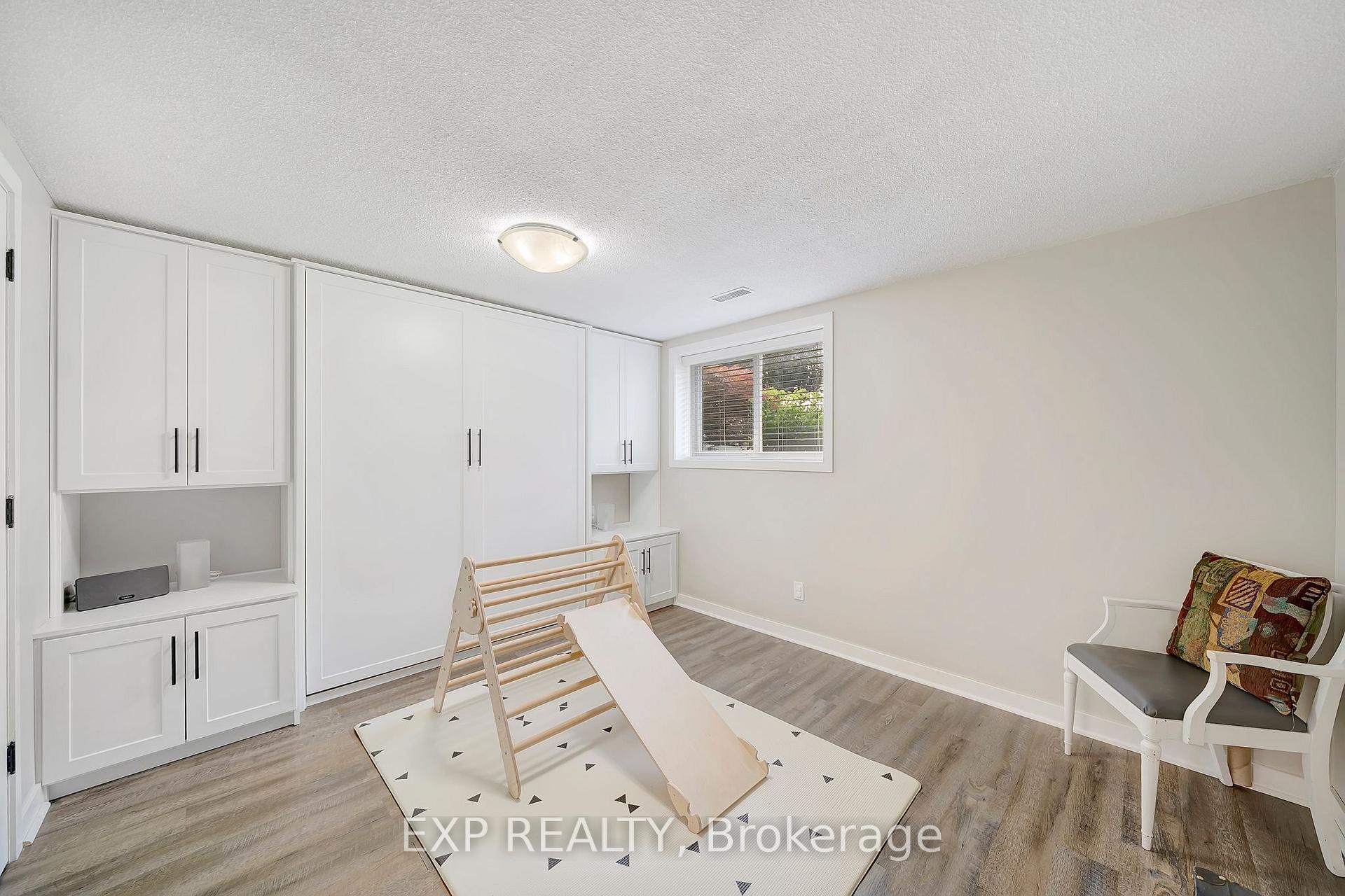 Photo 27 of 44 Royal Orchard Crescent, St. Catharines, Lakeport — HOMEH