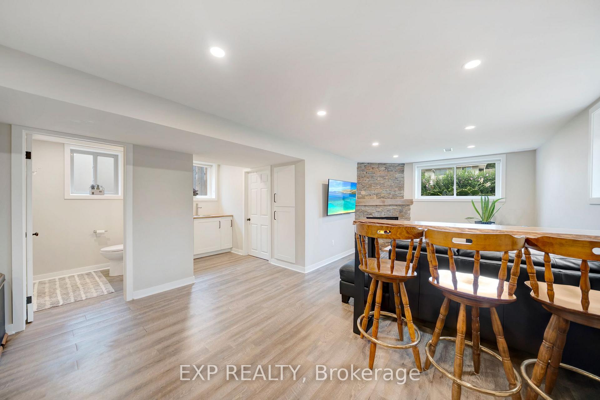 Photo 29 of 44 Royal Orchard Crescent, St. Catharines, Lakeport — HOMEH