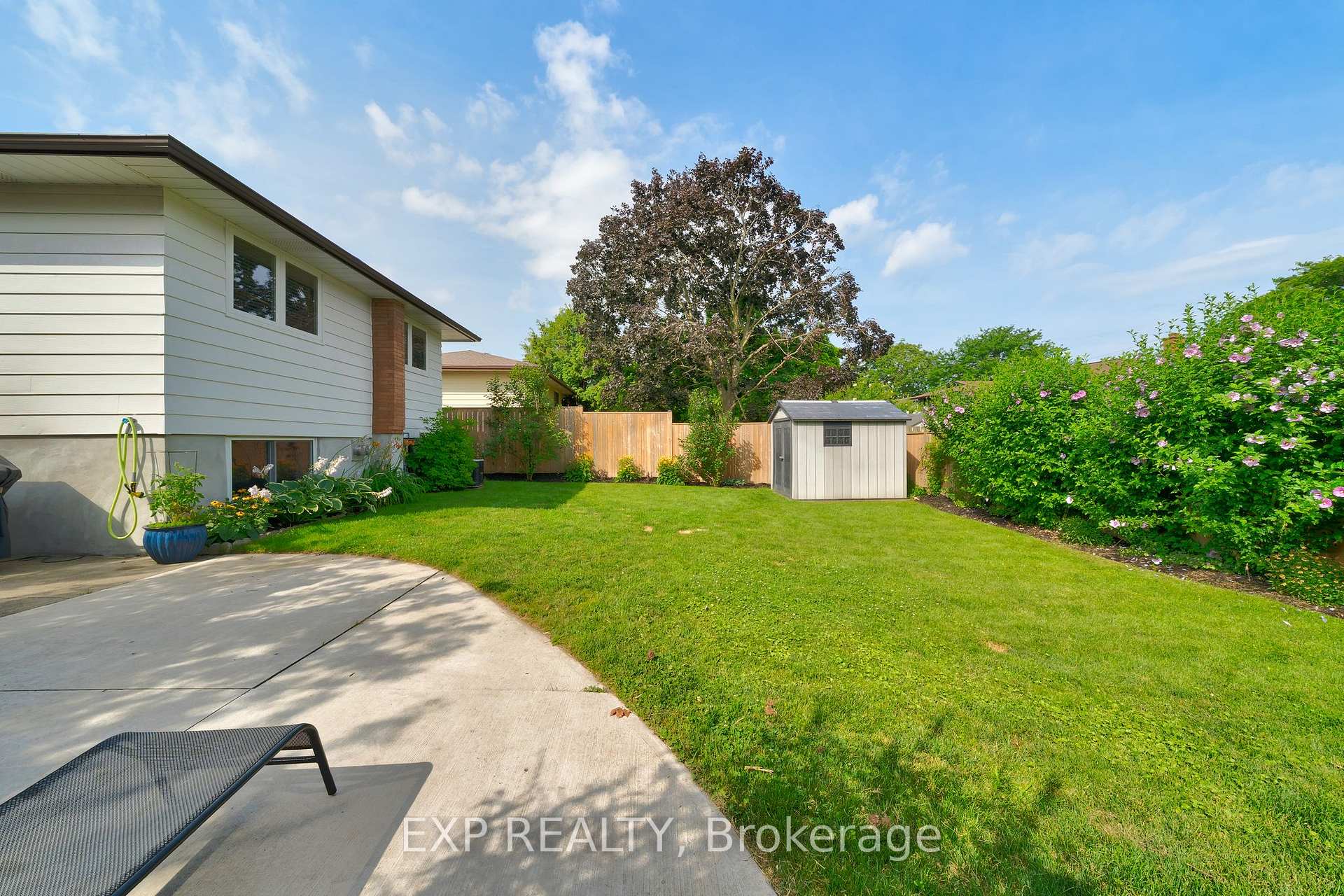 Photo 30 of 44 Royal Orchard Crescent, St. Catharines, Lakeport — HOMEH
