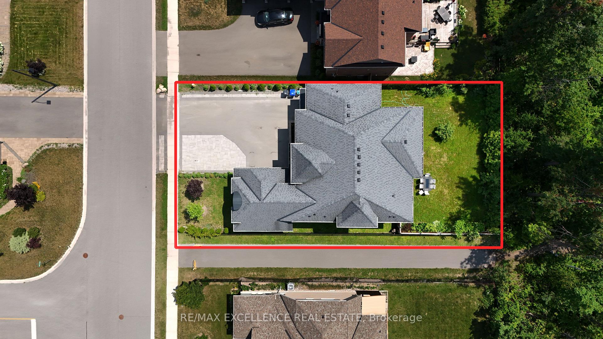 Photo 12 of 61 Trail Boulevard, Springwater, Centre Vespra — HOMEH