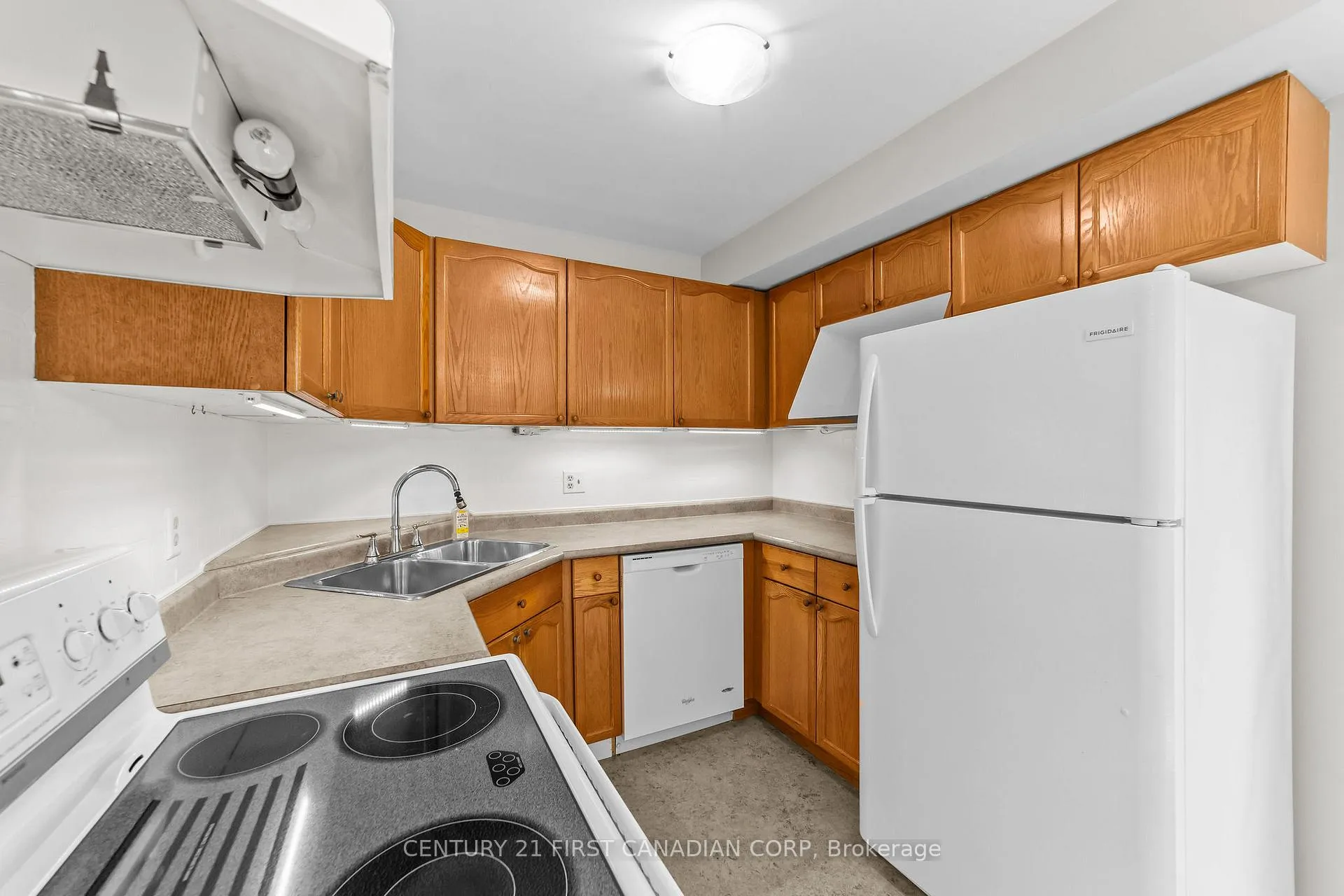 Photo 9 of 52 Stokes Road, St. Thomas — HOMEH