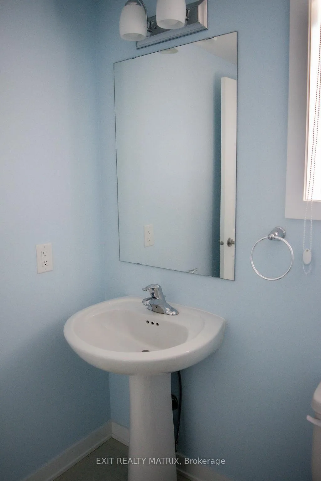 Photo 10 of 531 Woven Private, Ottawa, Stittsville (North) — HOMEH