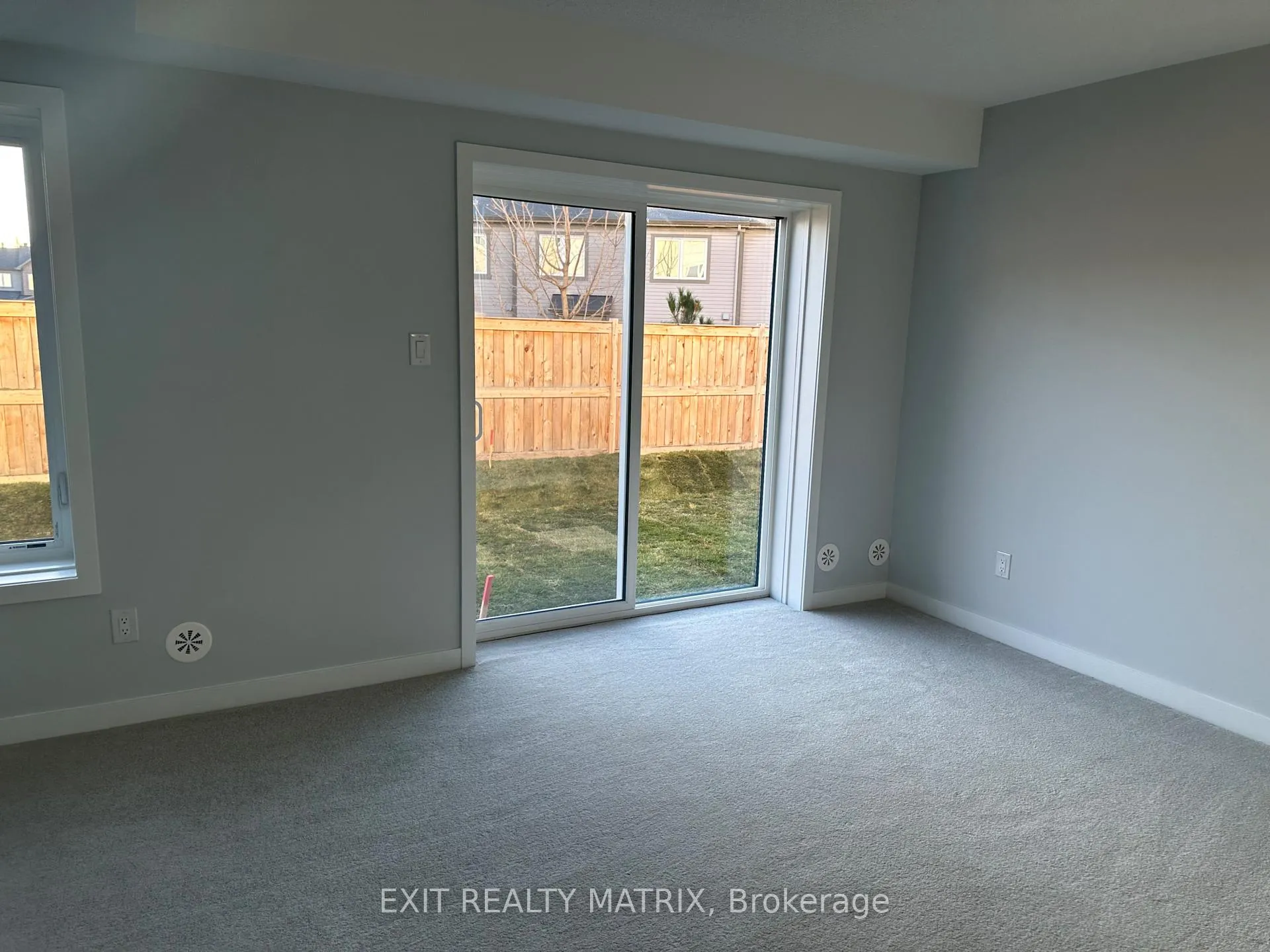 Photo 40 of 531 Woven Private, Ottawa, Stittsville (North) — HOMEH