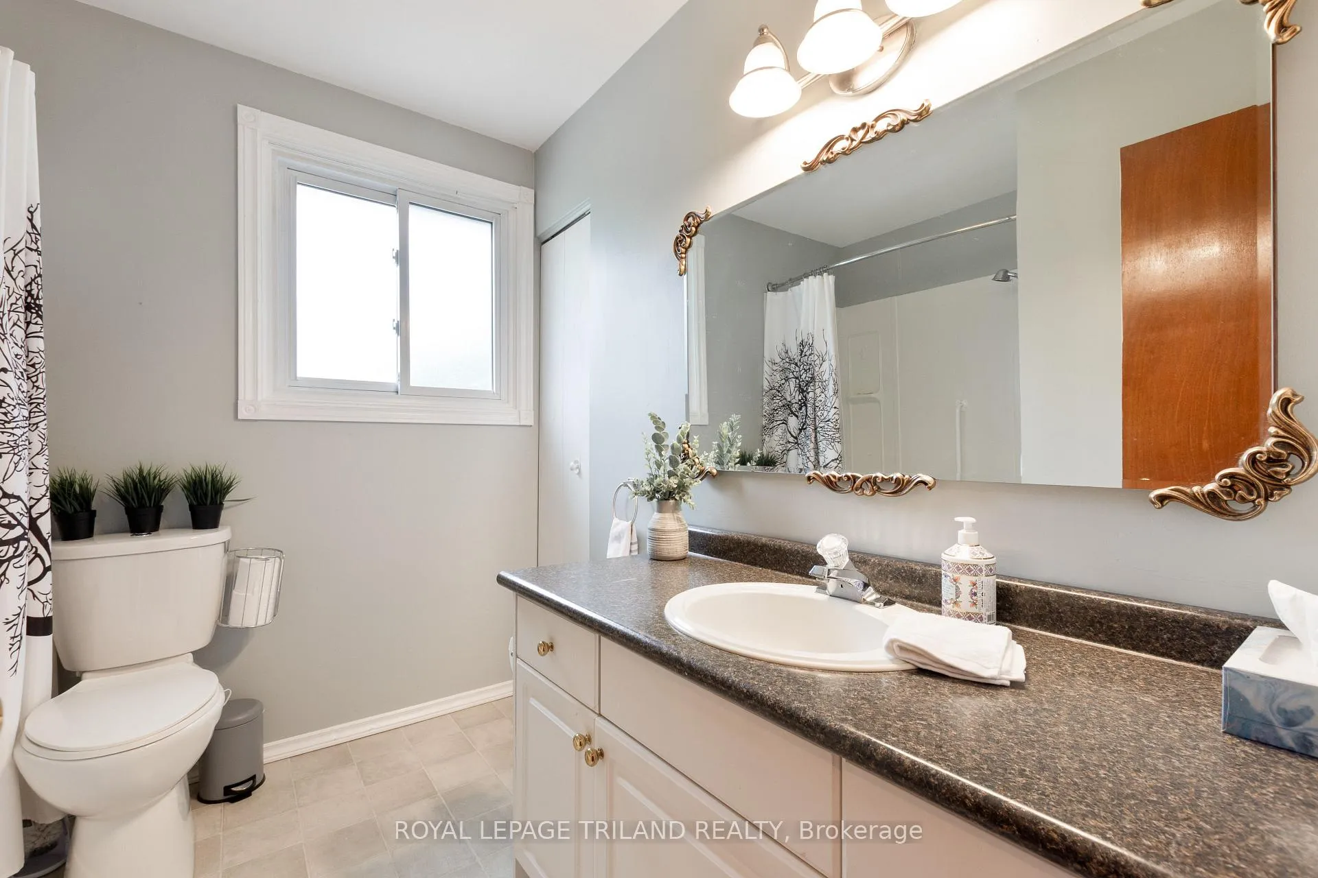 Photo 16 of 172 Wilson Avenue, St. Thomas — HOMEH