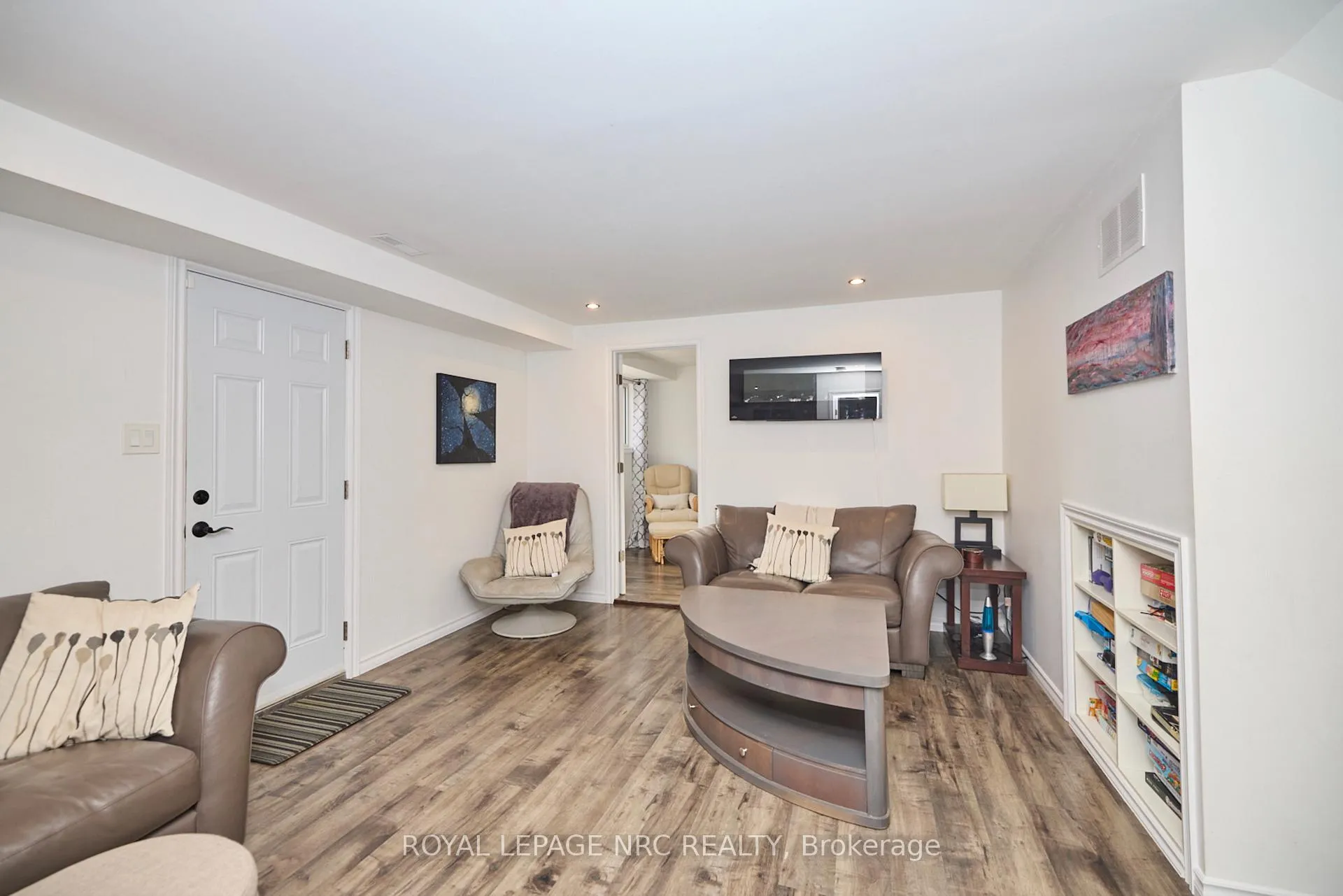 Photo 16 of 28 Ramsey Street E, St. Catharines, Lakeport — HOMEH