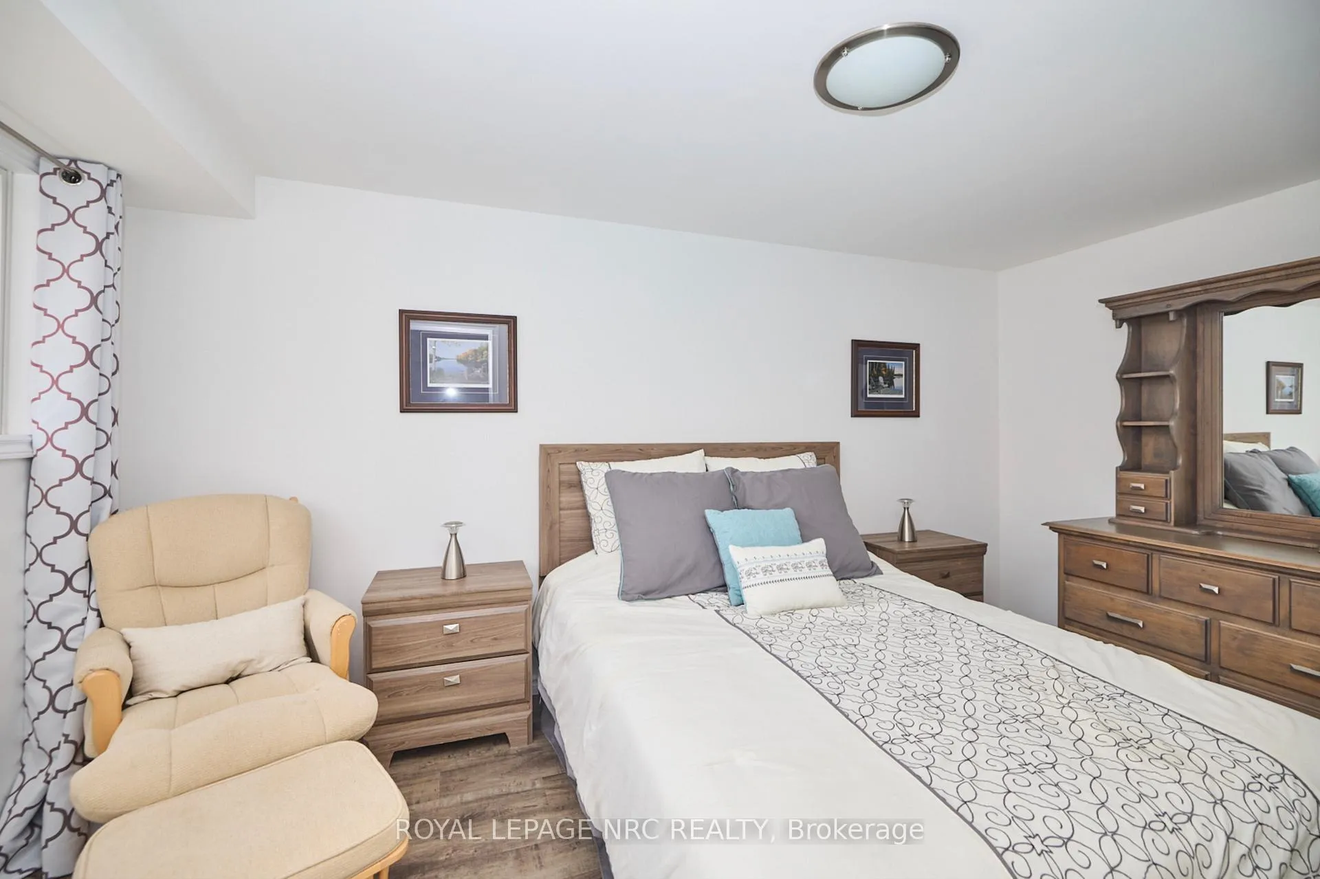 Photo 18 of 28 Ramsey Street E, St. Catharines, Lakeport — HOMEH